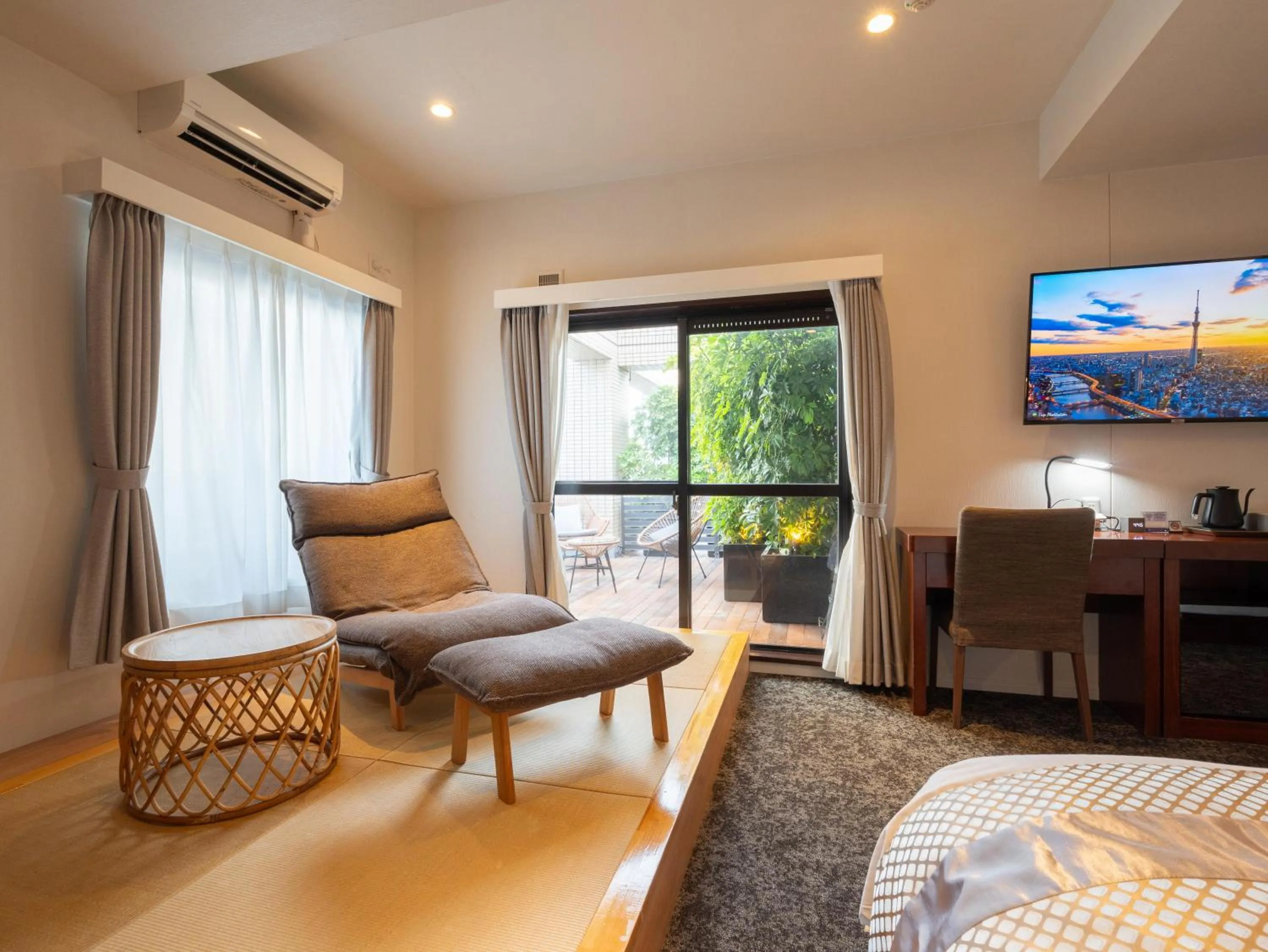 Photo of the whole room in Hotel Tokyo Trip Ueno Nishi Nippori