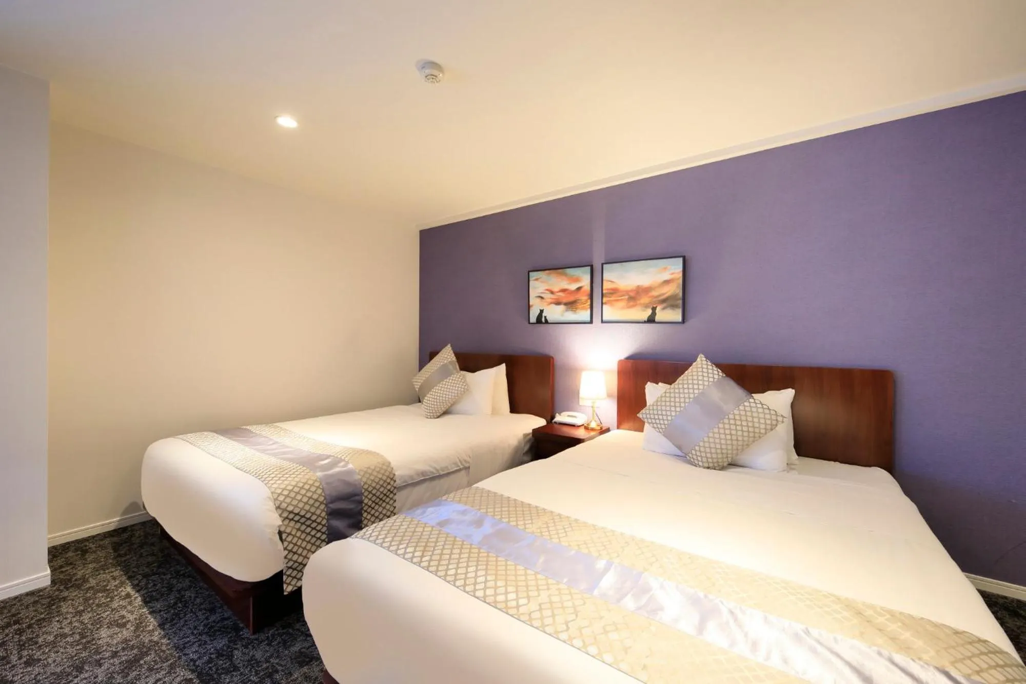 Bed in Hotel Tokyo Trip Ueno Nishi Nippori