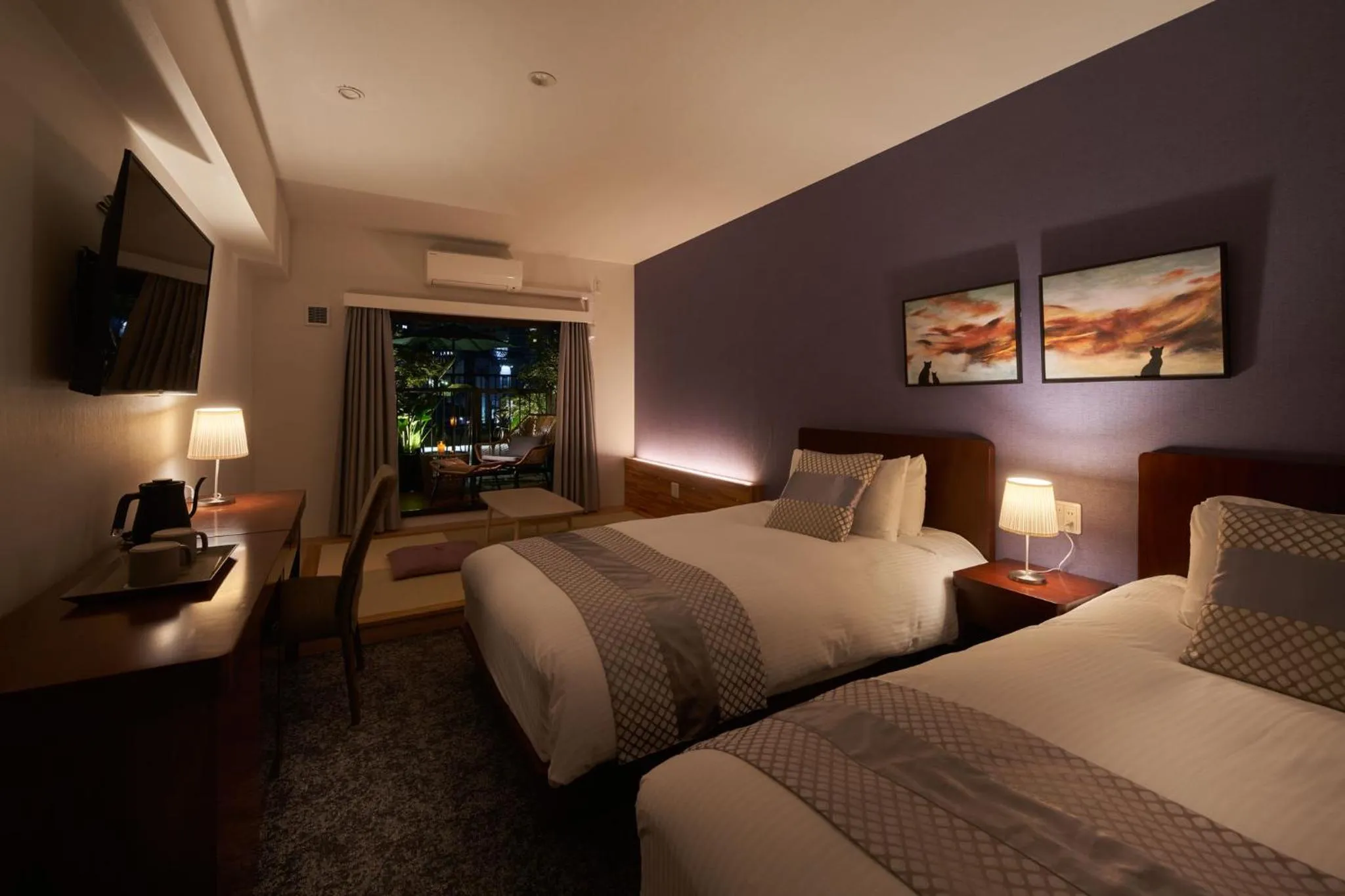 Photo of the whole room, Bed in Hotel Tokyo Trip Ueno Nishi Nippori