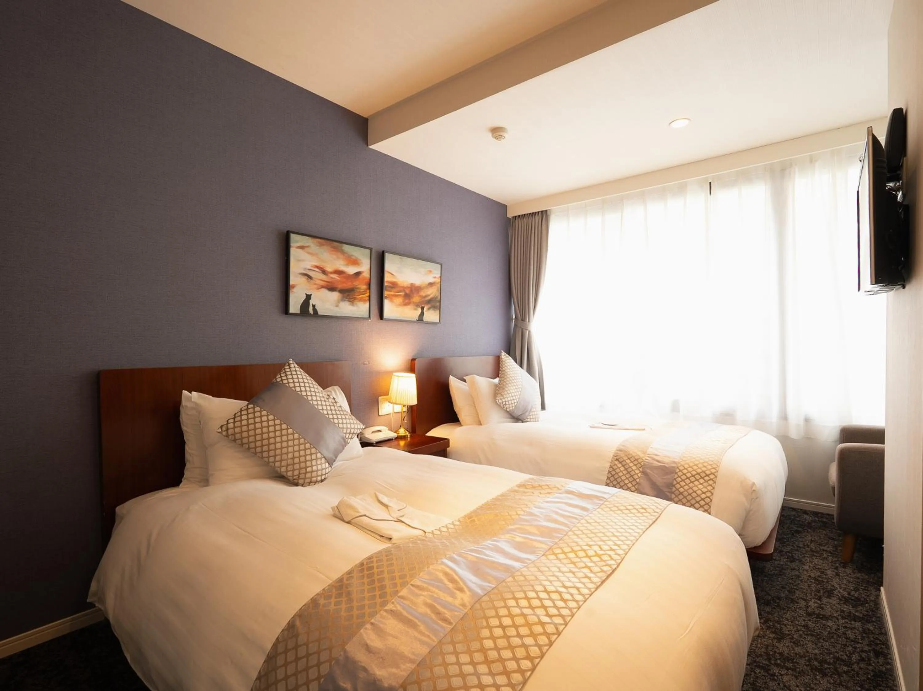 Photo of the whole room, Bed in Hotel Tokyo Trip Ueno Nishi Nippori