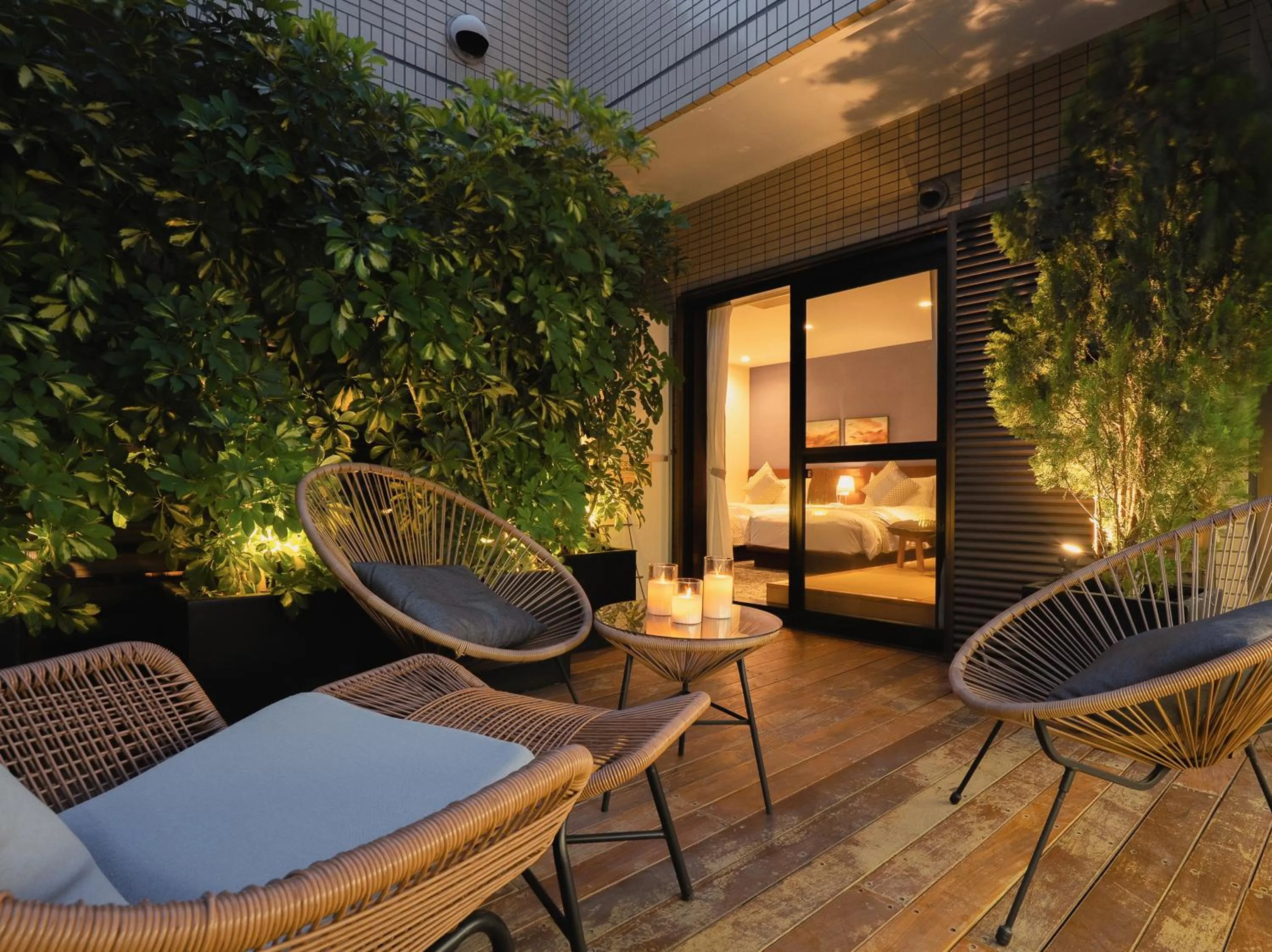 Night in Hotel Tokyo Trip Ueno Nishi Nippori