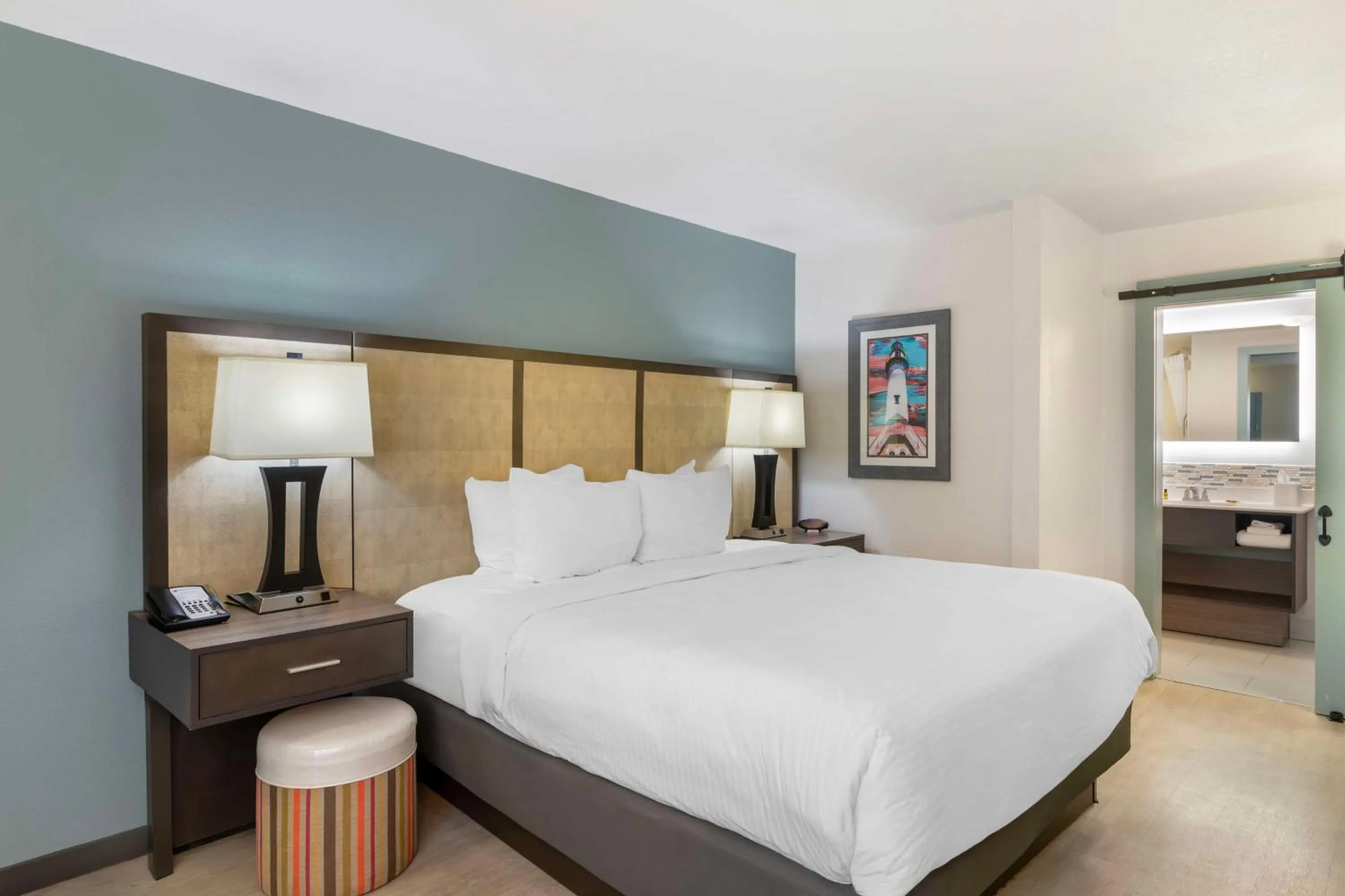 Bedroom, Bed in Best Western Plus St. Simons