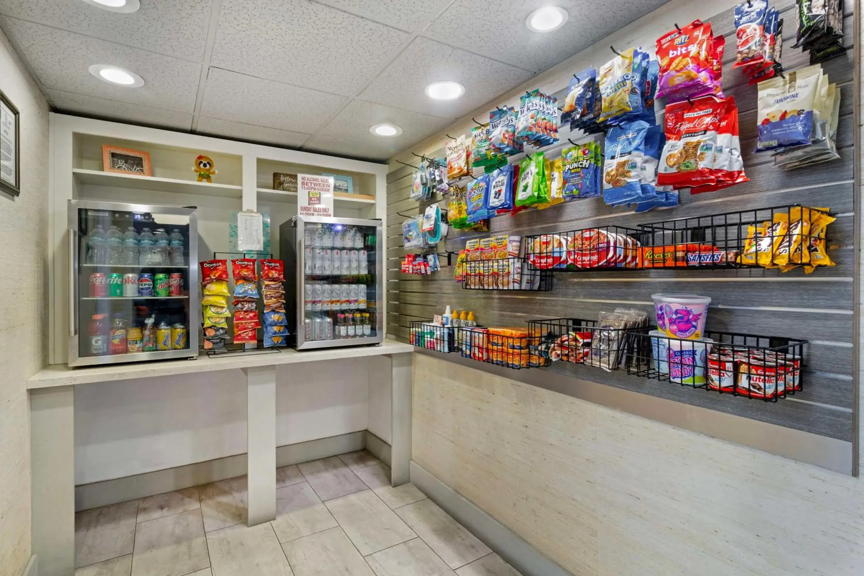 Property building in Best Western Plus St. Simons Property building in Best Western Plus St. Simons