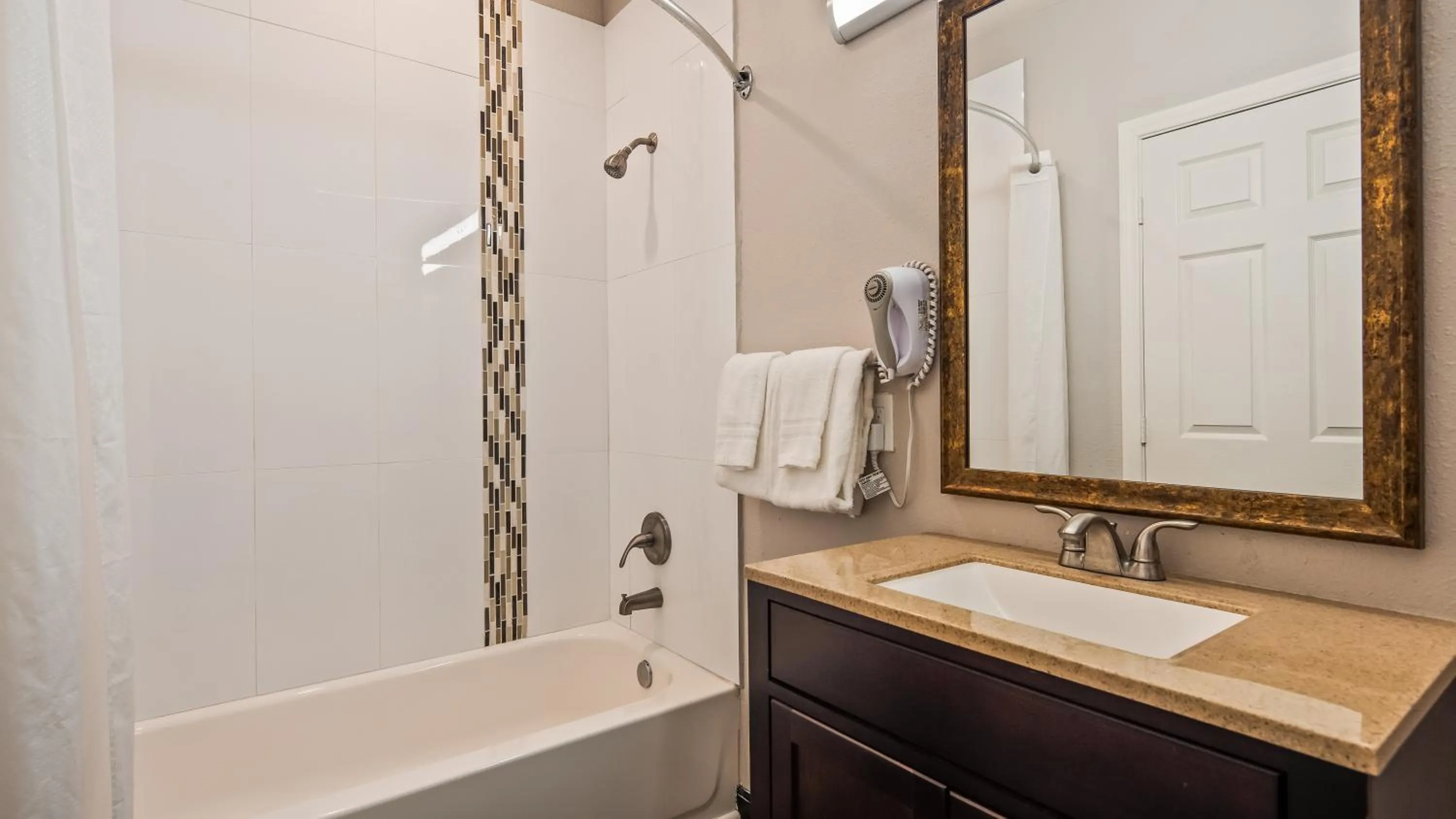 Bathroom in Motel 6 Ridgecrest, CA China Lake