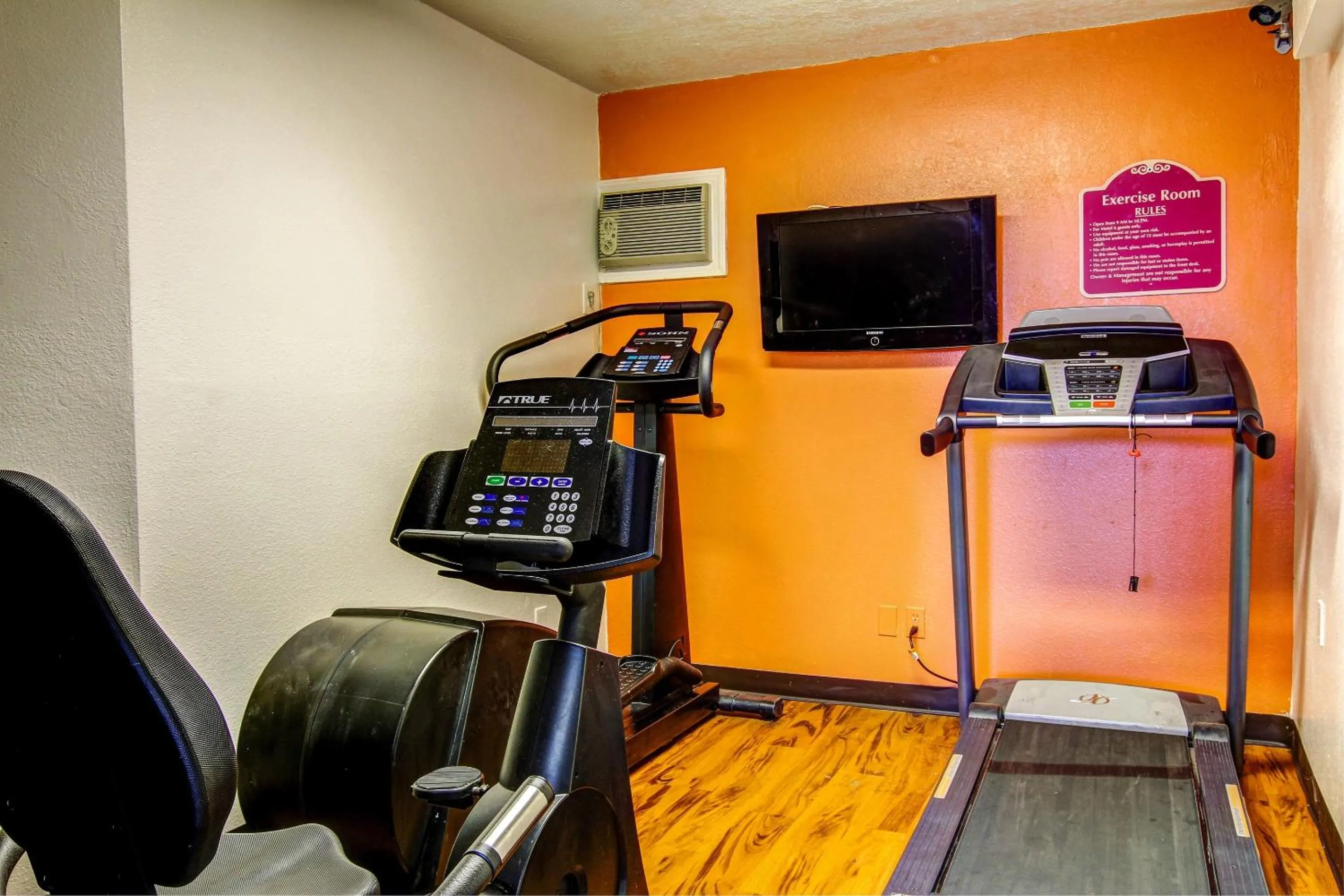Fitness centre/facilities in Motel 6-Columbia, MO - East