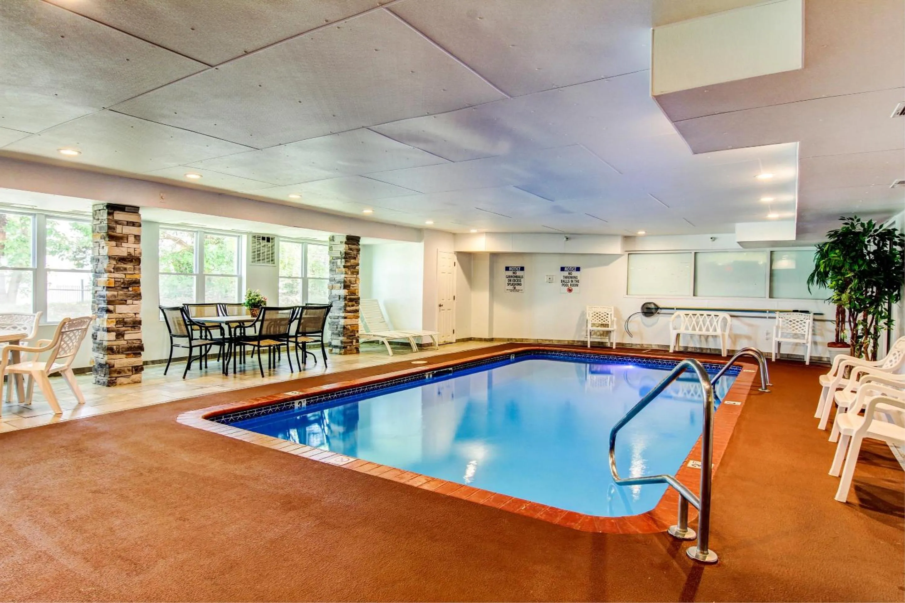 On site in Motel 6-Columbia, MO - East