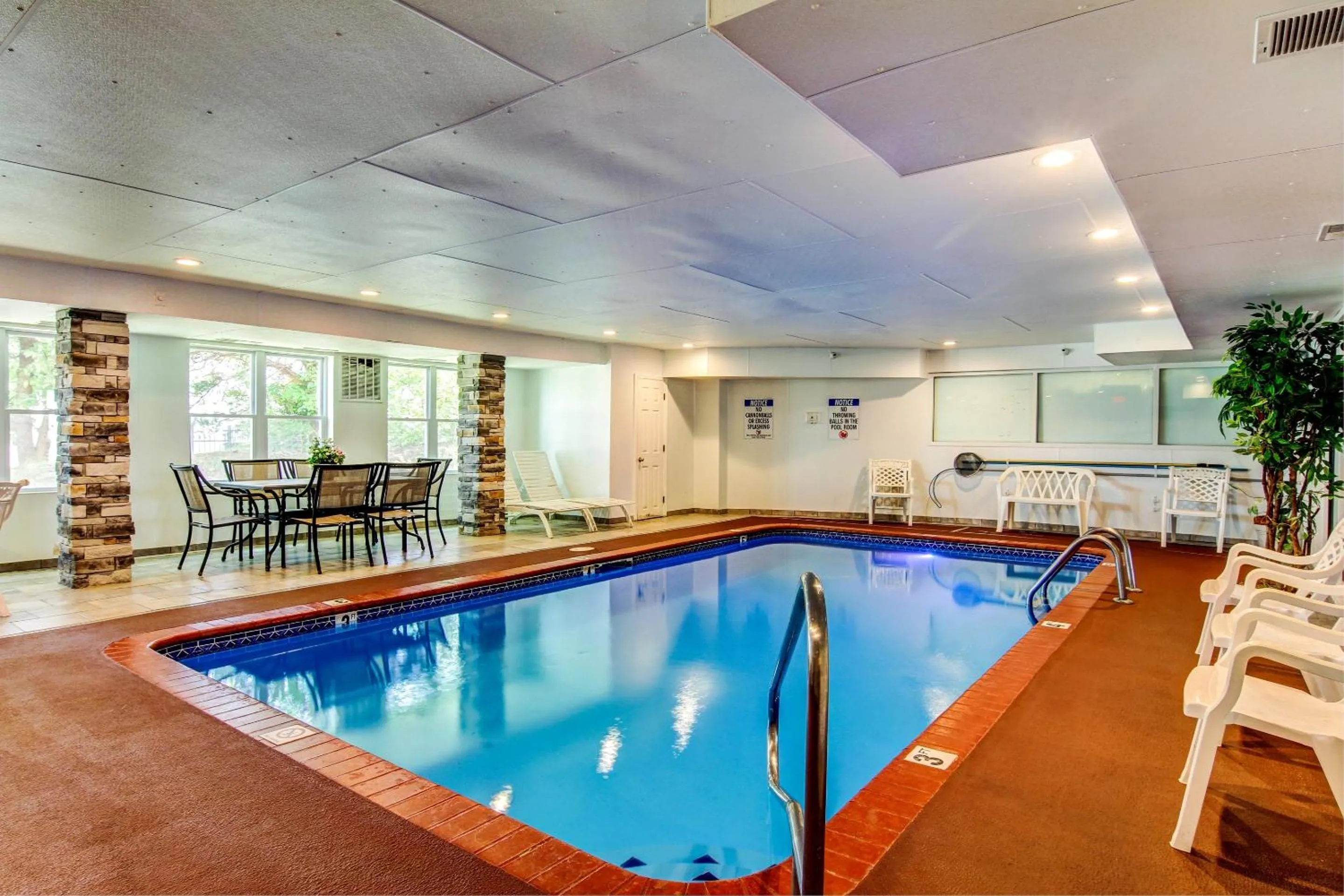 On site in Motel 6-Columbia, MO - East