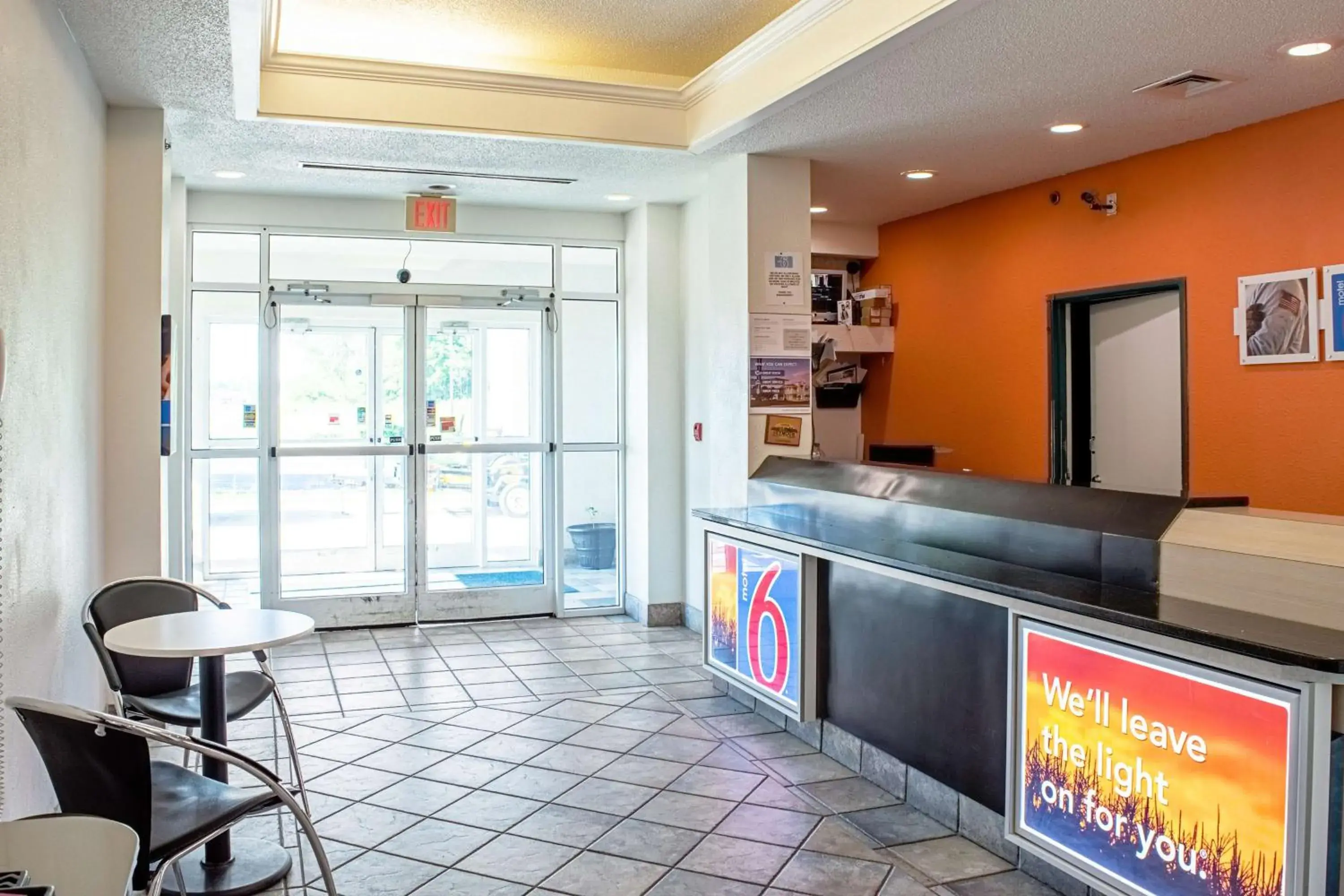 Lobby or reception in Motel 6-Seymour, IN - North Lobby or reception in Motel 6-Seymour, IN - North