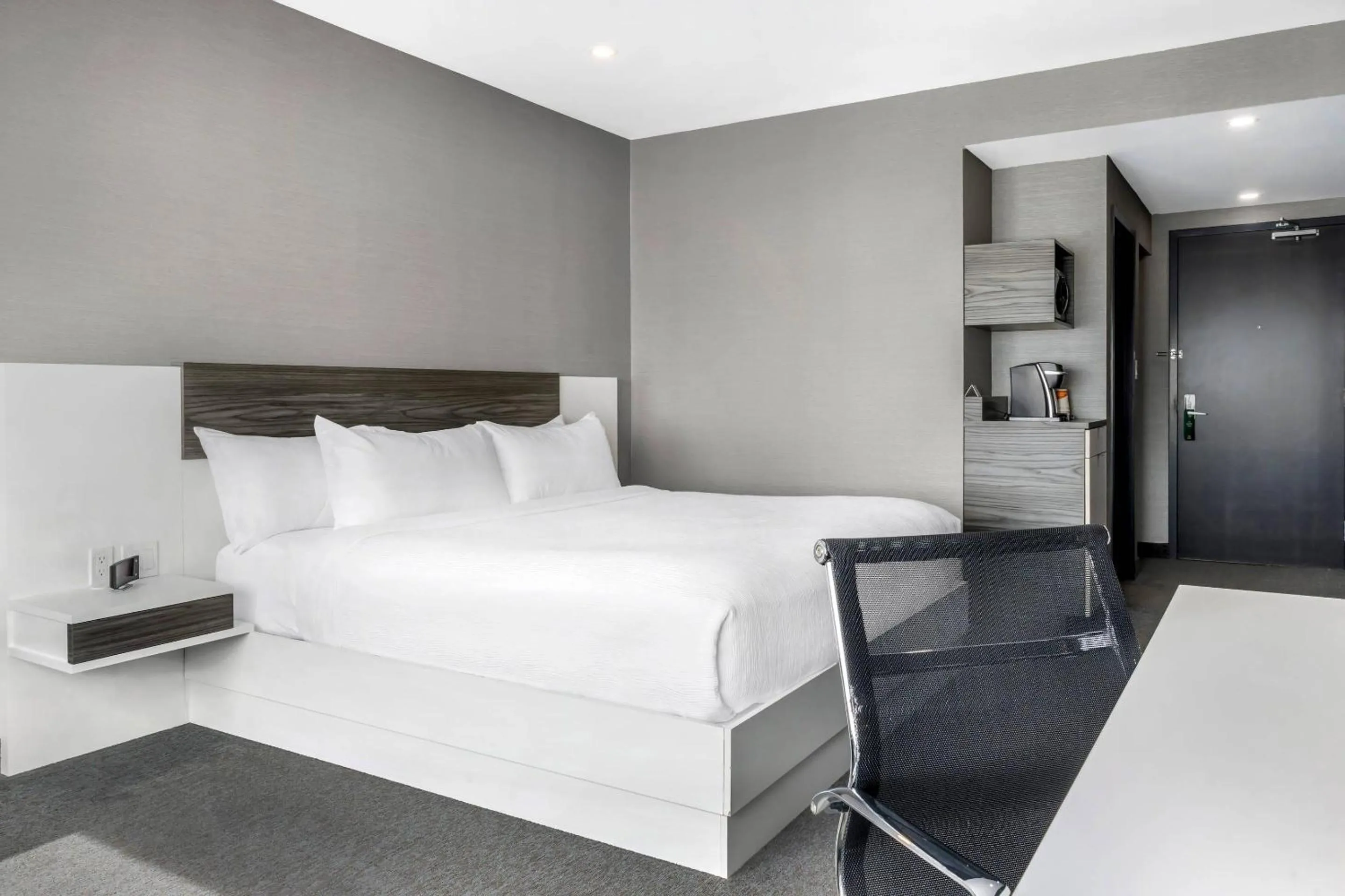 Bedroom, Bed in Quality Inn & Suites