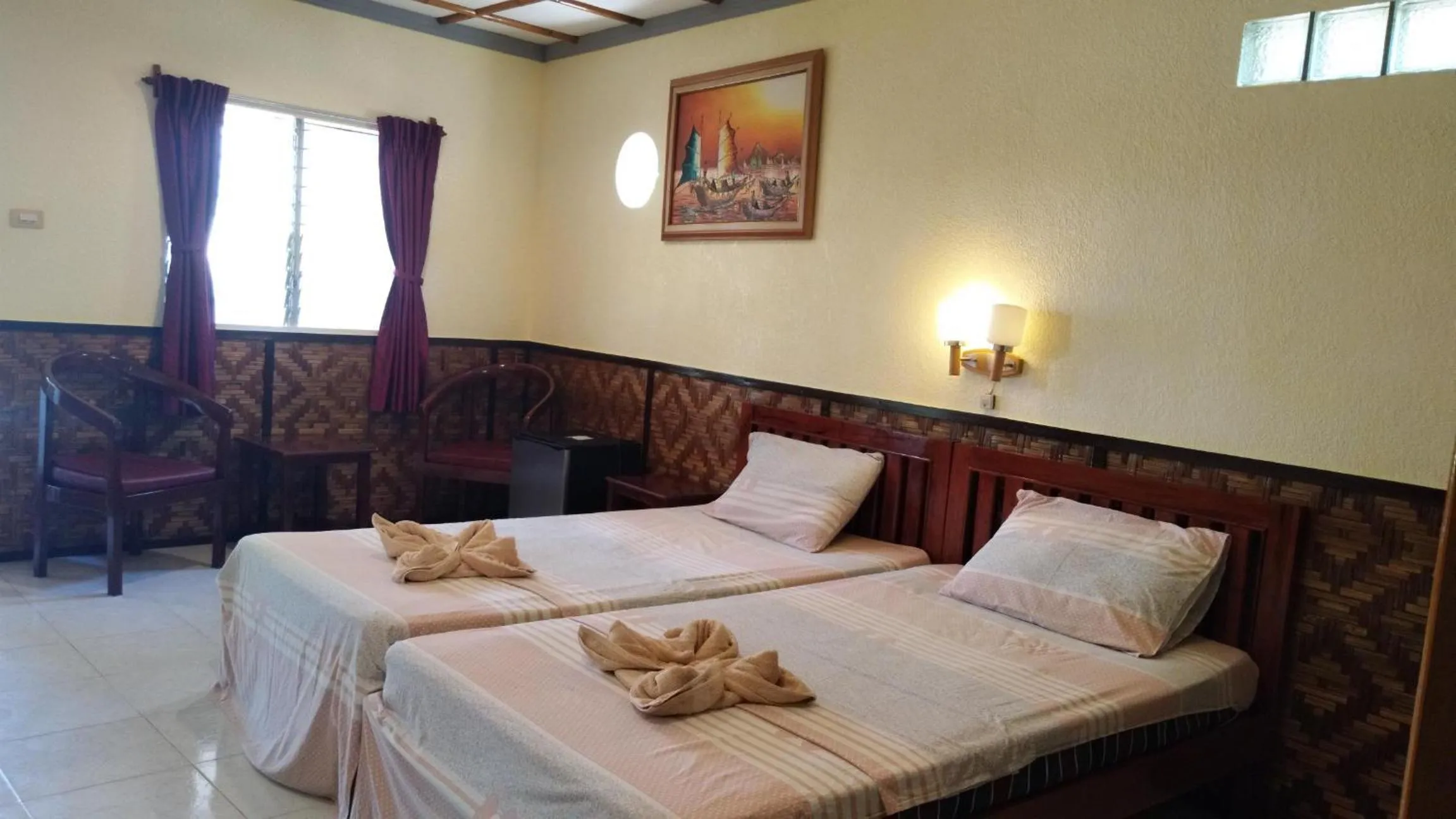 Bed in Love's Beach & Dive Resort