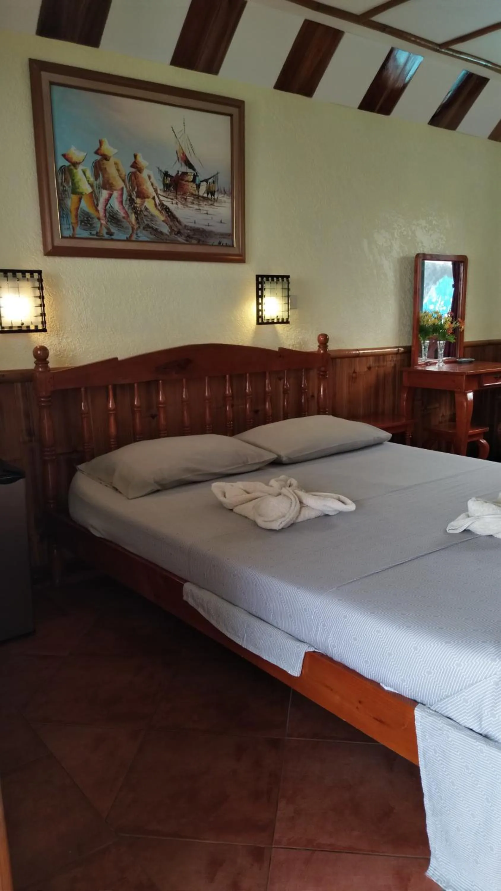 Bed in Love's Beach & Dive Resort