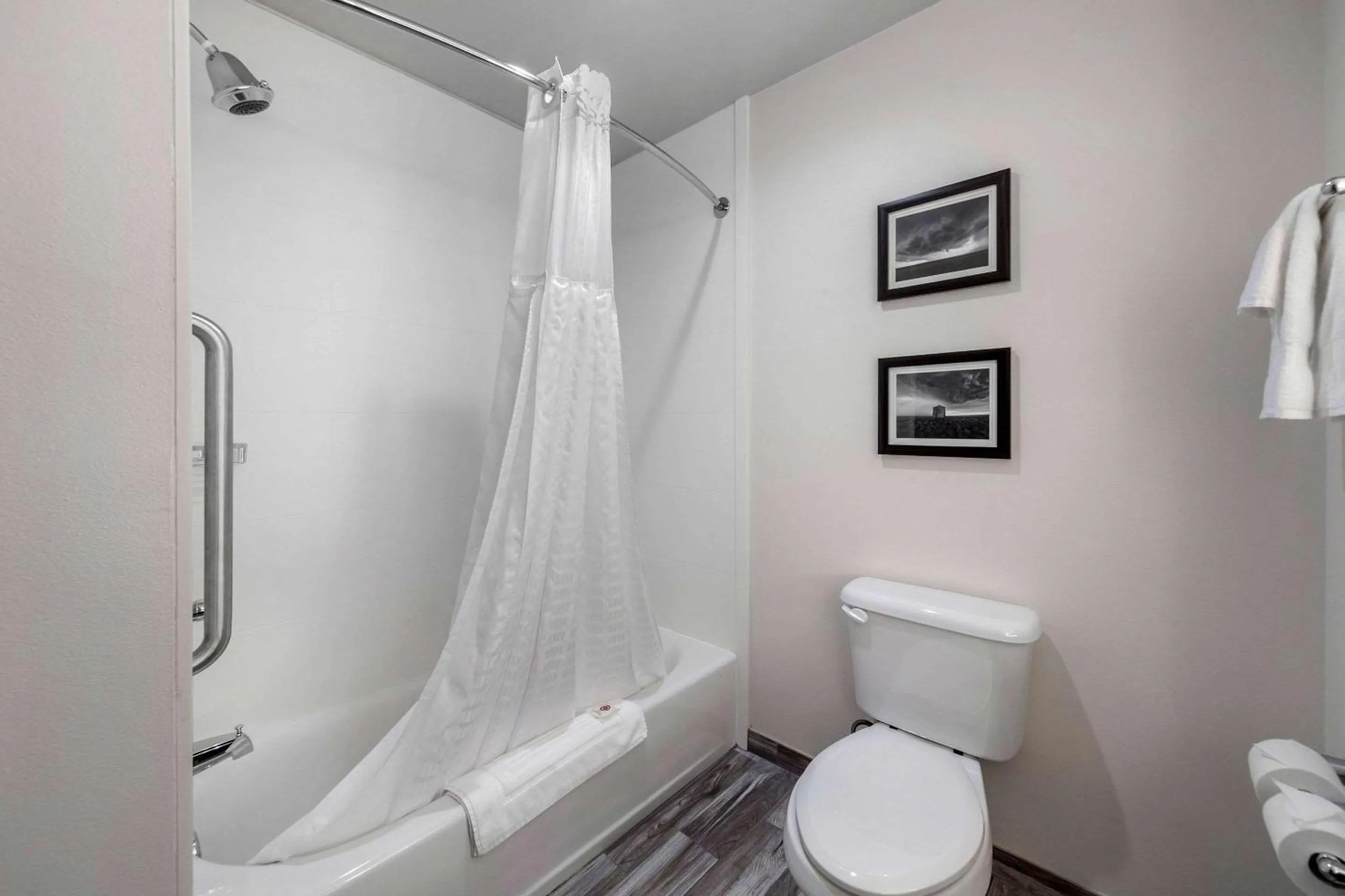 Bedroom in Comfort Inn & Suites Oklahoma City South I-35