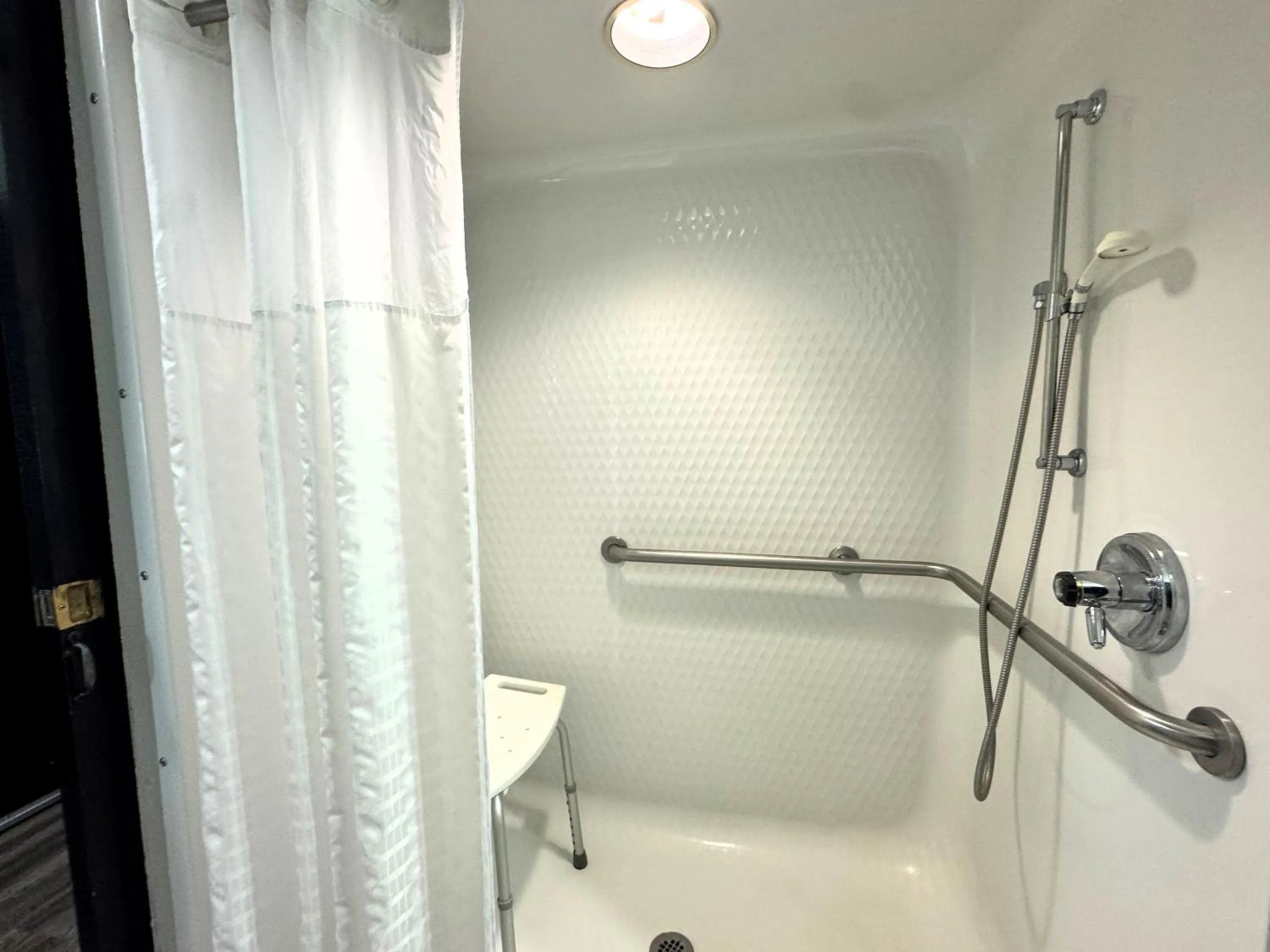 Bathroom in Microtel Inn & Suites by Wyndham Tuscaloosa East