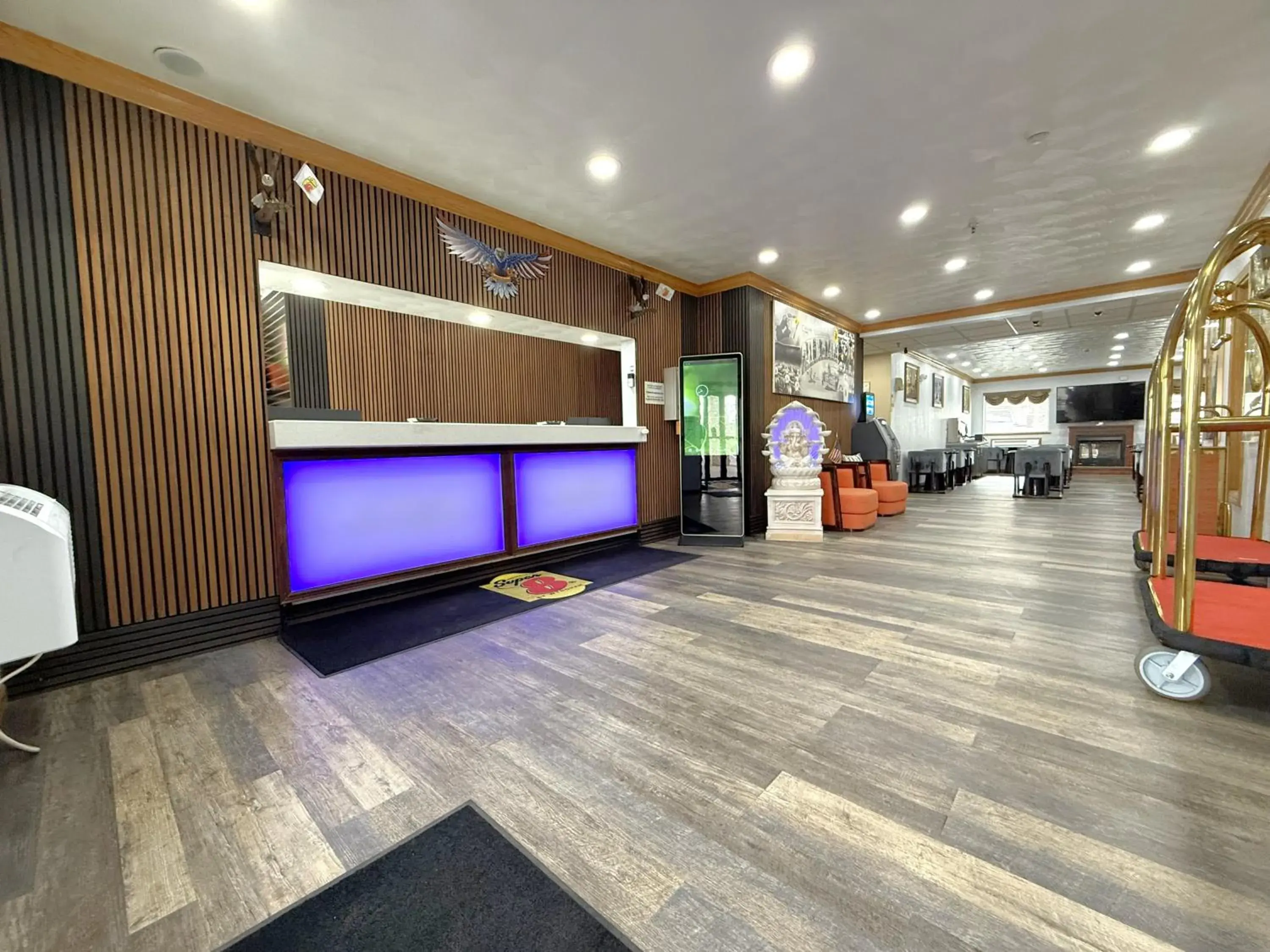 Lobby or reception in Super 8 by Wyndham Uniontown PA Lobby or reception in Super 8 by Wyndham Uniontown PA
