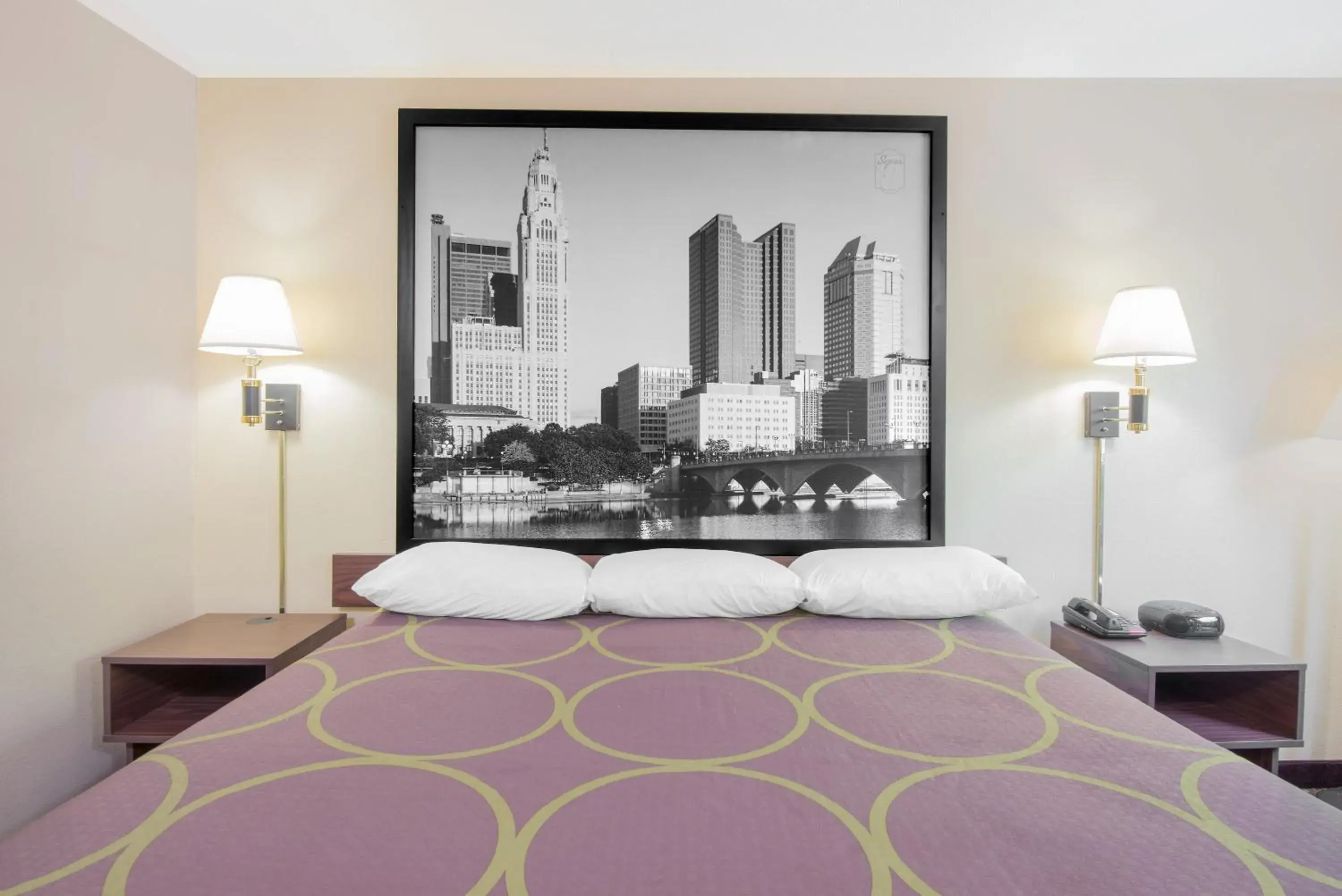 Standard King Room - Smoking in Super 8 by Wyndham Ashland Standard King Room - Smoking in Super 8 by Wyndham Ashland