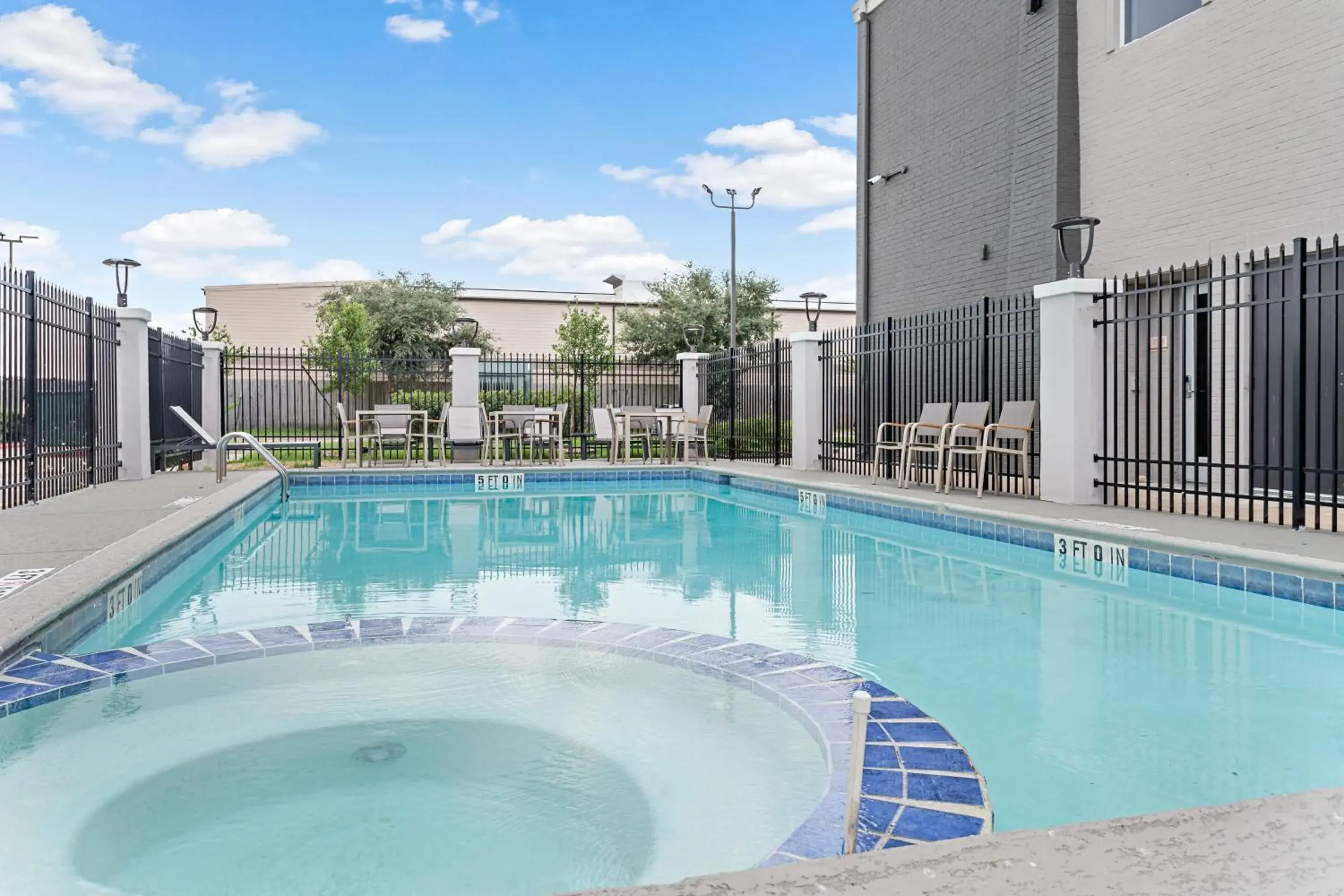 Swimming pool in Hawthorn Extended Stay by Wyndham Port Arthur Swimming pool in Hawthorn Extended Stay by Wyndham Port Arthur