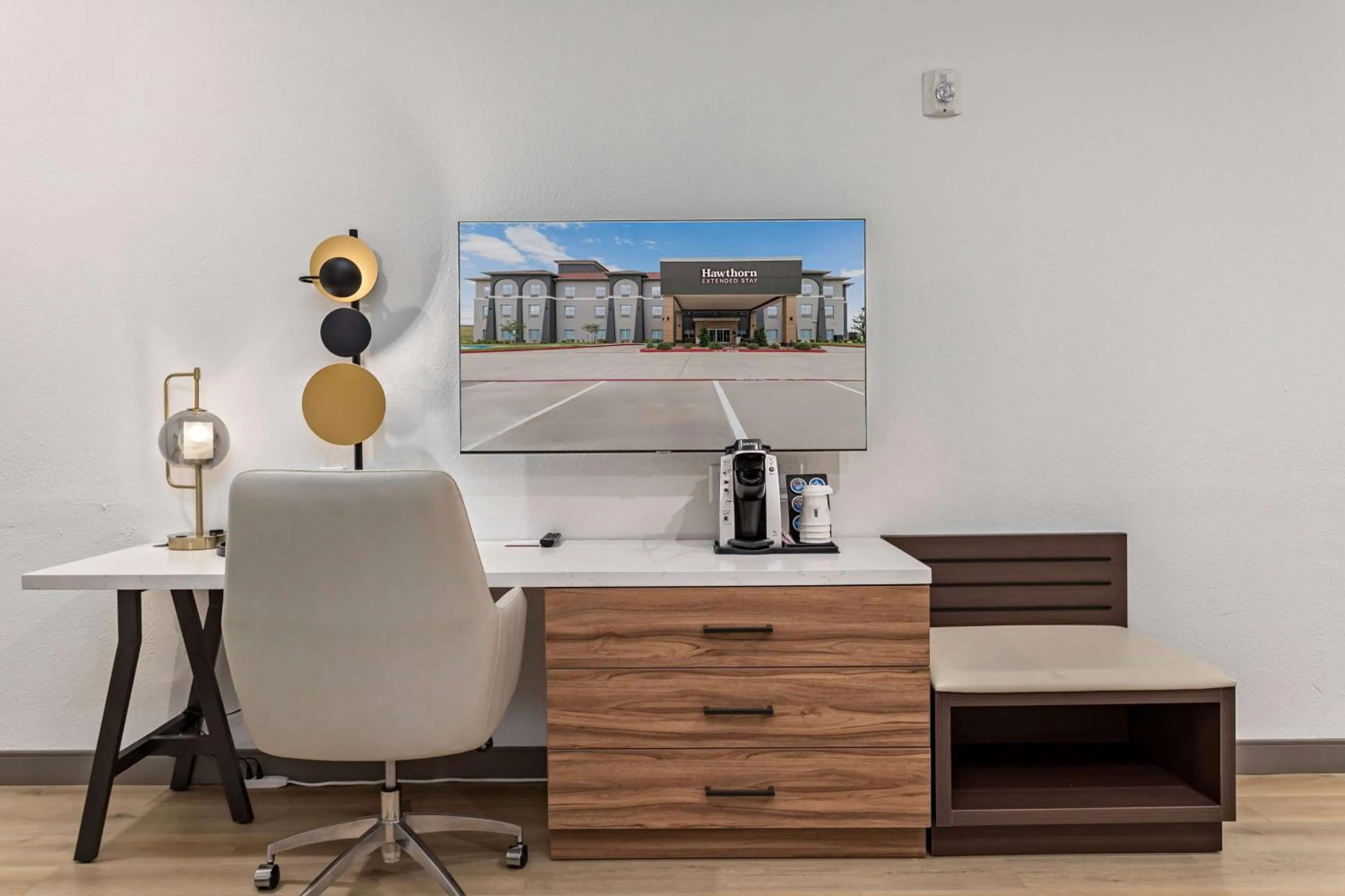 Photo of the whole room in Hawthorn Extended Stay by Wyndham Port Arthur