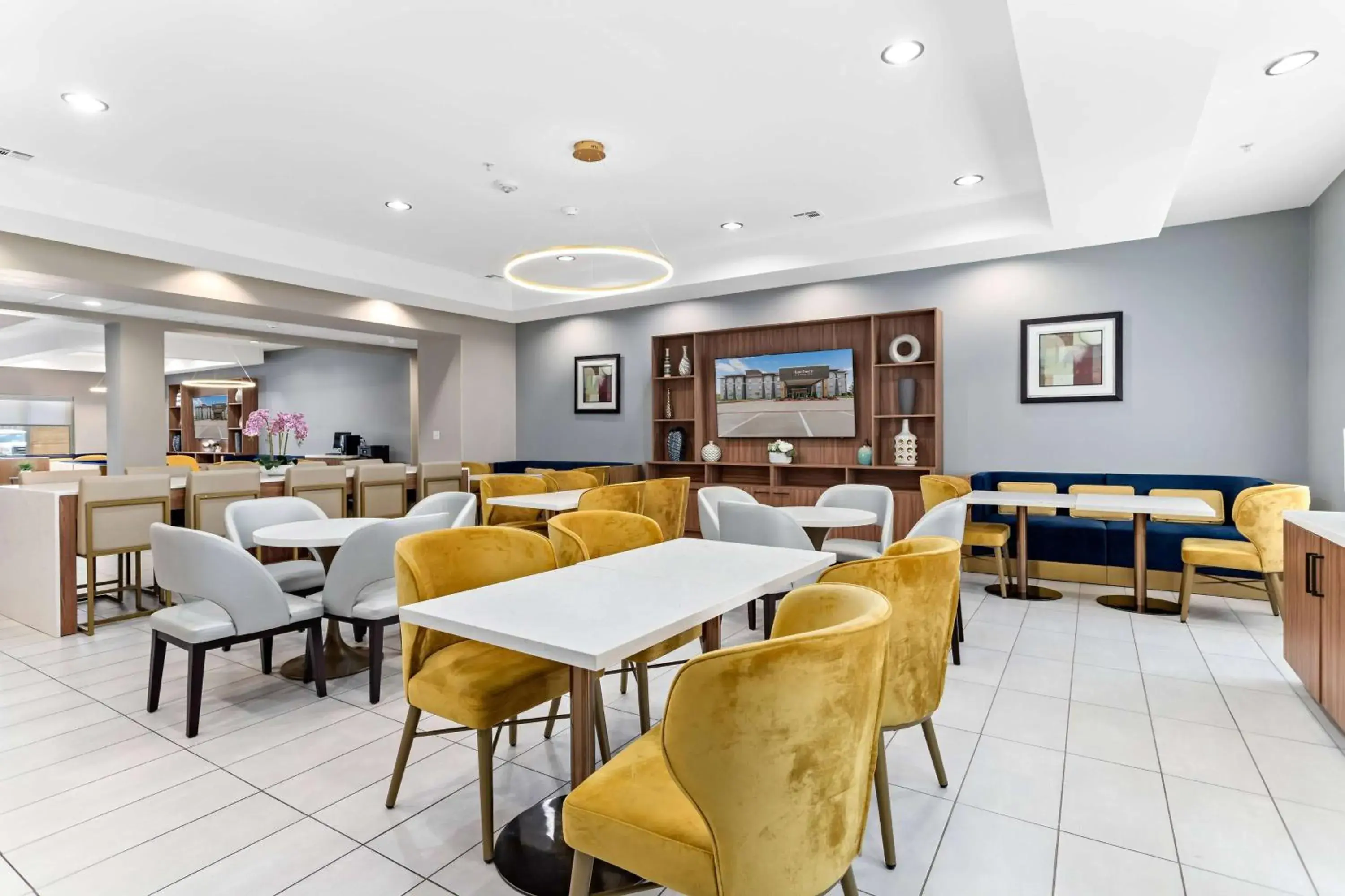 Restaurant/places to eat in Hawthorn Extended Stay by Wyndham Port Arthur Restaurant/places to eat in Hawthorn Extended Stay by Wyndham Port Arthur
