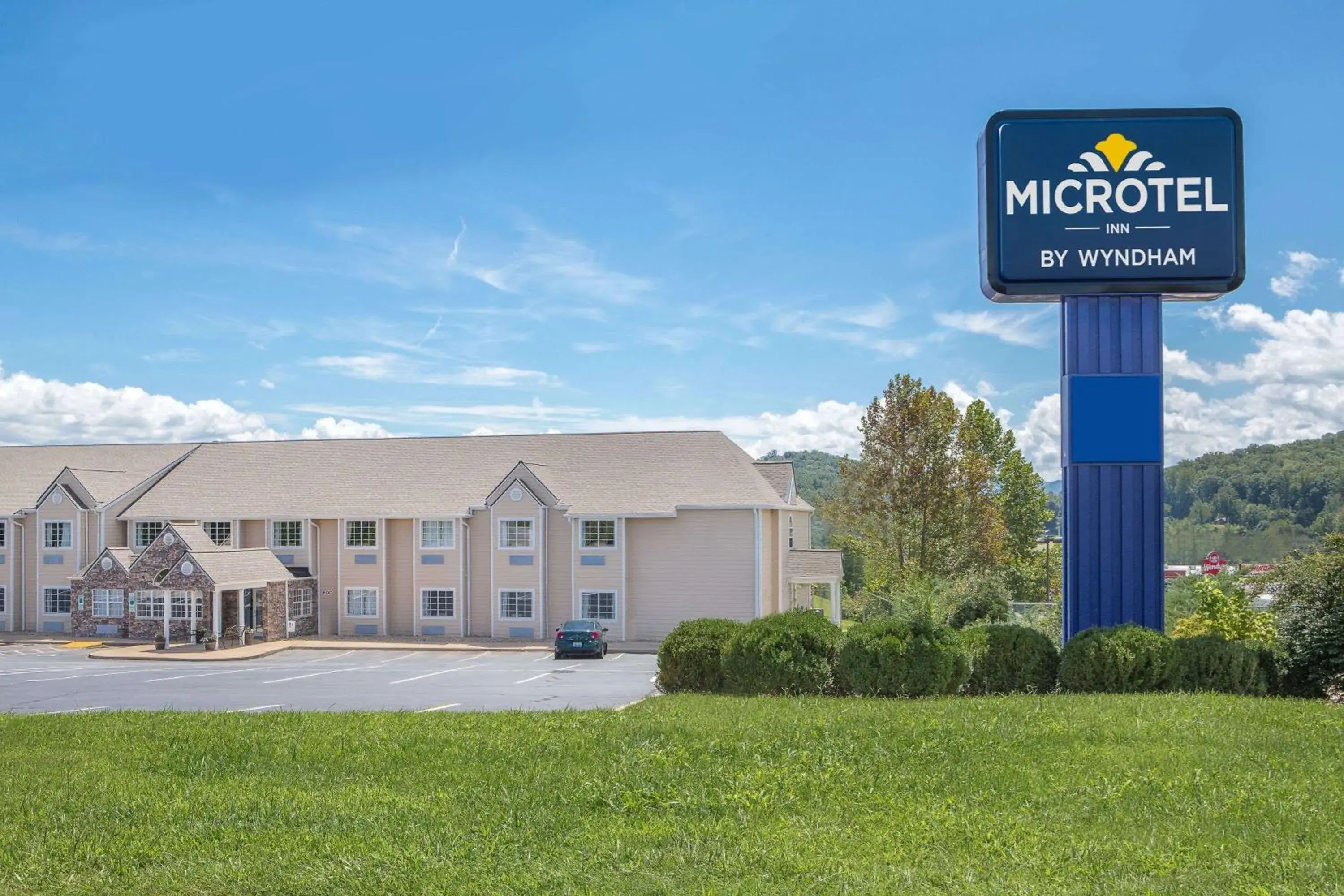 Property building in Microtel Inn & Suites by Wyndham Franklin Property building in Microtel Inn & Suites by Wyndham Franklin