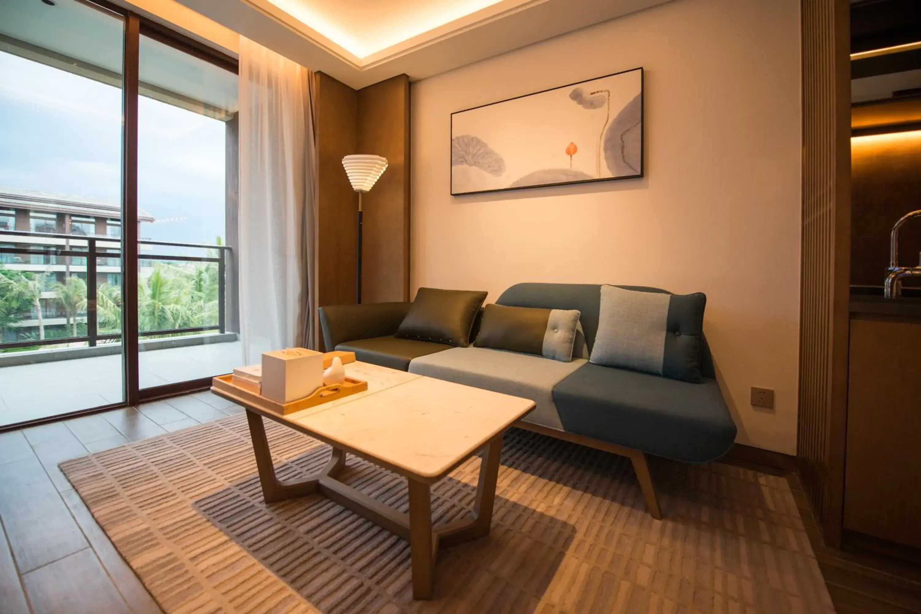 Deluxe King Room - Non-Smoking in Wingate by Wyndham Hainan Chengmai Deluxe King Room - Non-Smoking in Wingate by Wyndham Hainan Chengmai