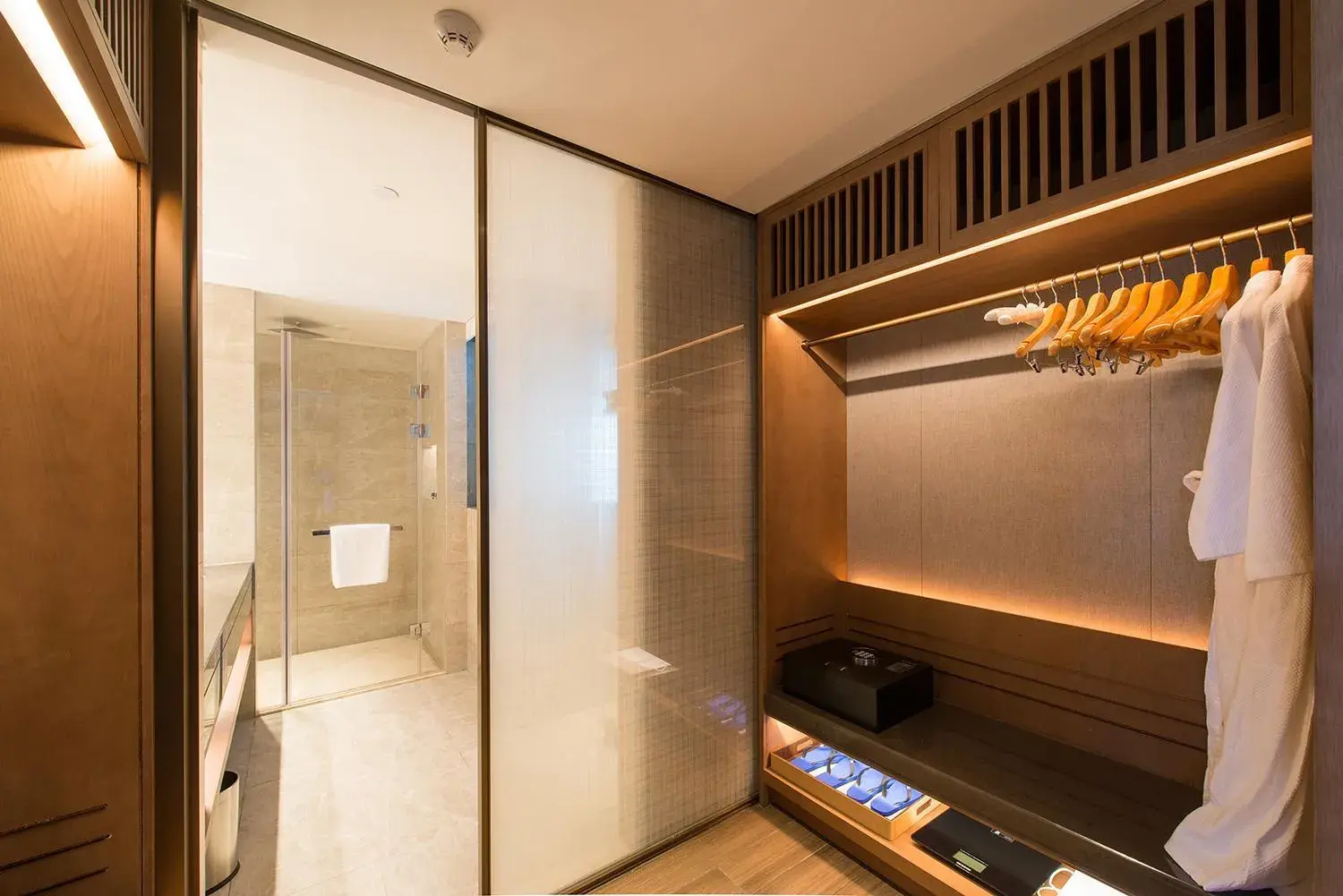 Deluxe Twin Room - Non-Smoking in Wingate by Wyndham Hainan Chengmai Deluxe Twin Room - Non-Smoking in Wingate by Wyndham Hainan Chengmai