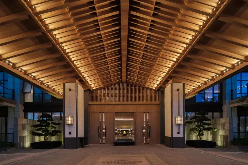 Facade/entrance in Wingate by Wyndham Hainan Chengmai Facade/entrance in Wingate by Wyndham Hainan Chengmai