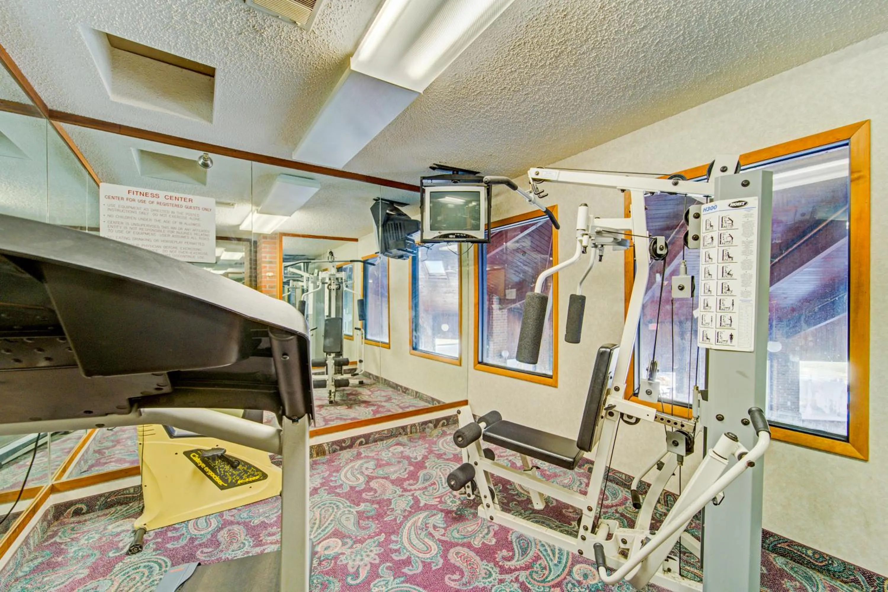 Fitness centre/facilities in Capital O Amerihost Inn and Suites Mexico Hwy 54 MO