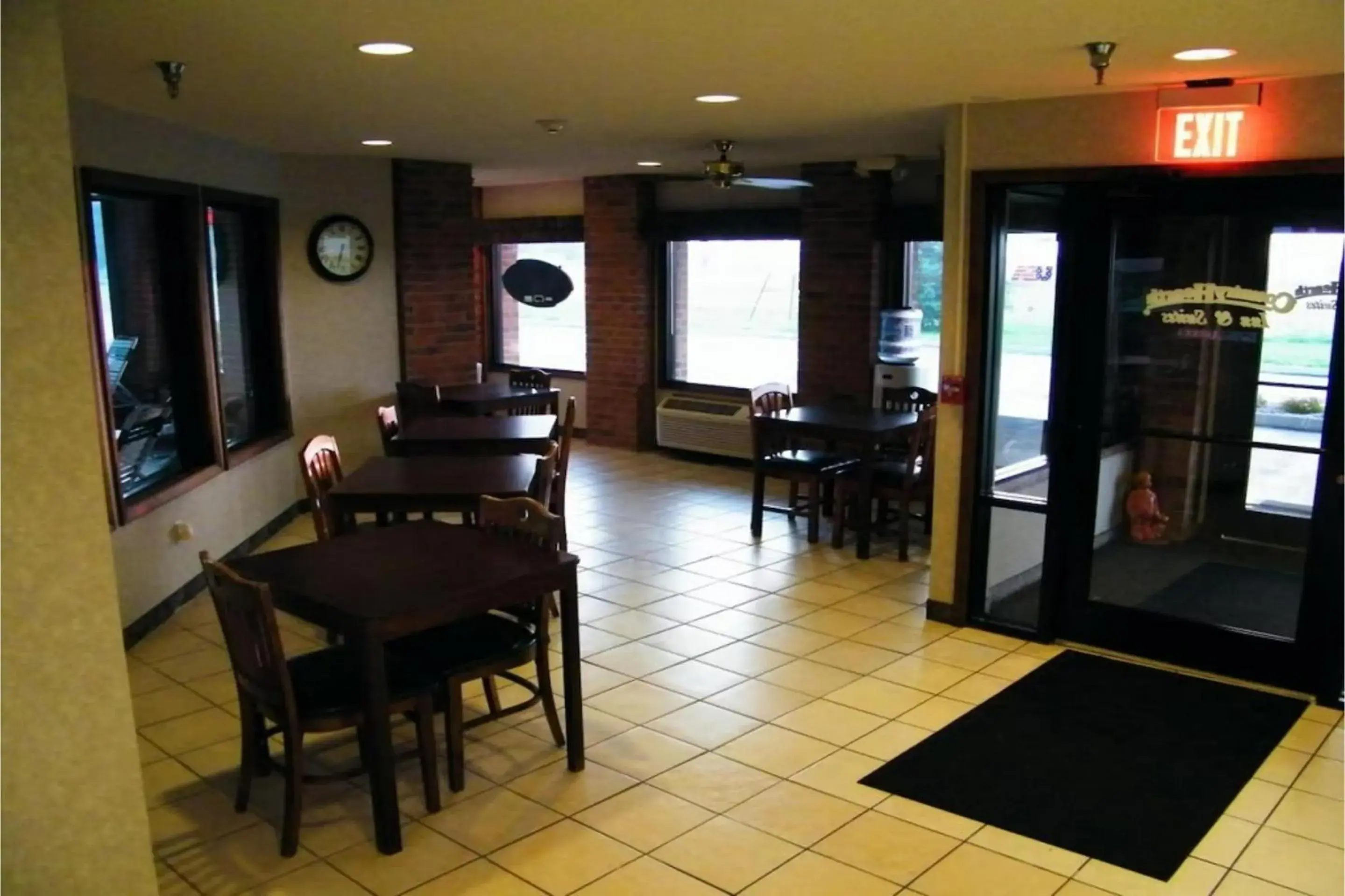 Lobby or reception in Capital O Amerihost Inn and Suites Mexico Hwy 54 MO Lobby or reception in Capital O Amerihost Inn and Suites Mexico Hwy 54 MO