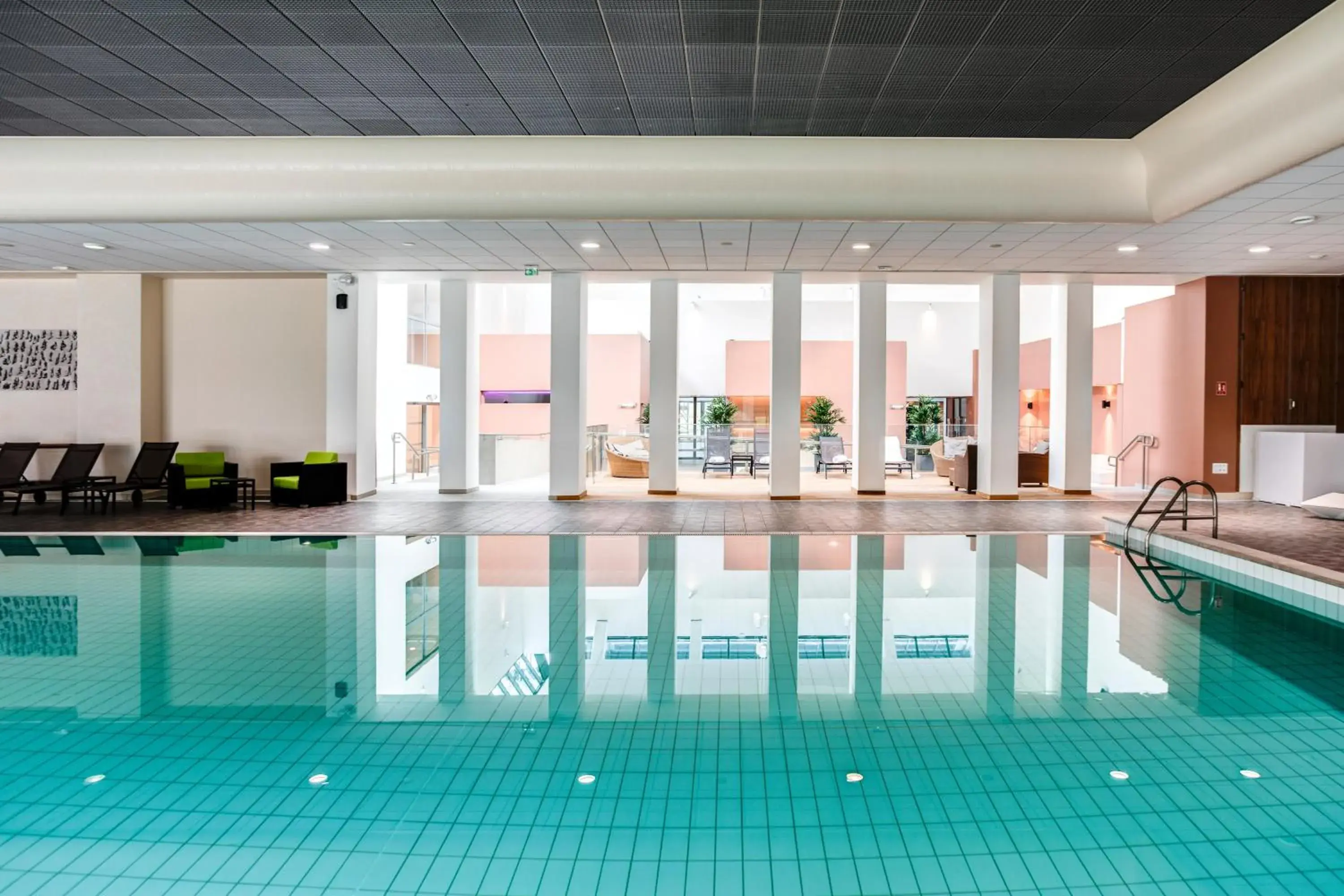 Spa and wellness centre/facilities in Hôtel Lyon Métropole & Spa Spa and wellness centre/facilities in Hôtel Lyon Métropole & Spa