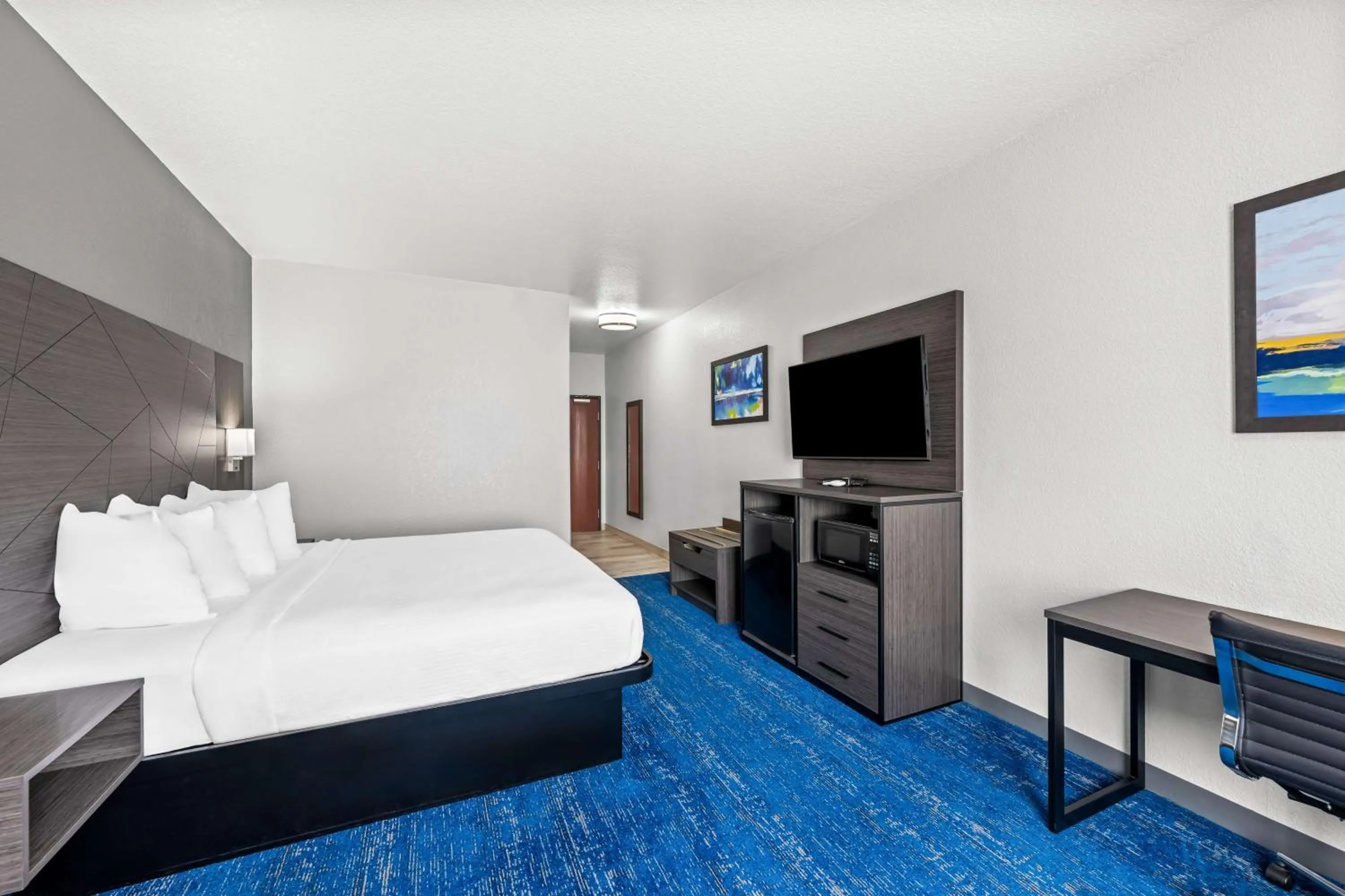 Bedroom, Bed in Best Western Palace Inn & Suites