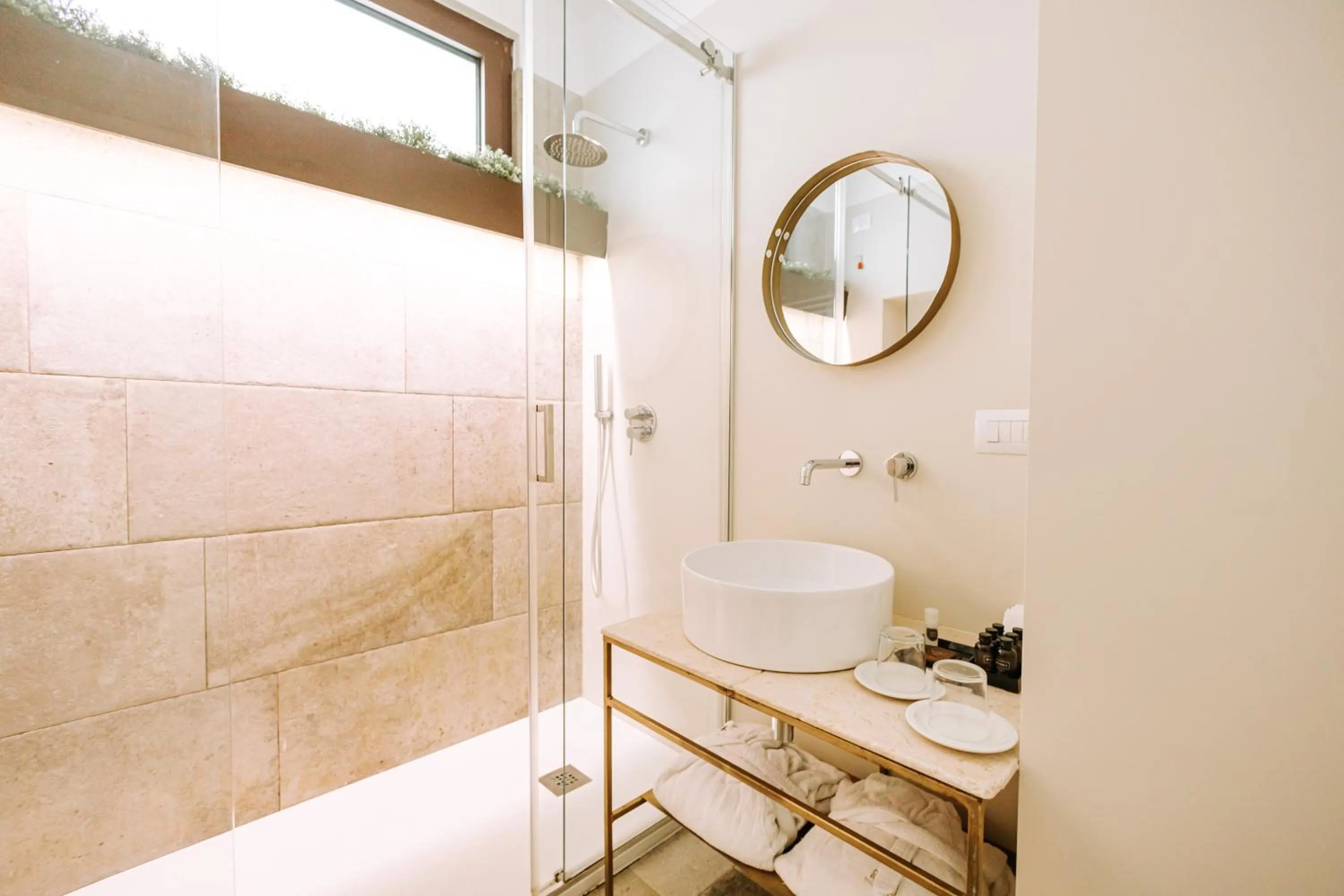 Suite1212 - Pirrelli