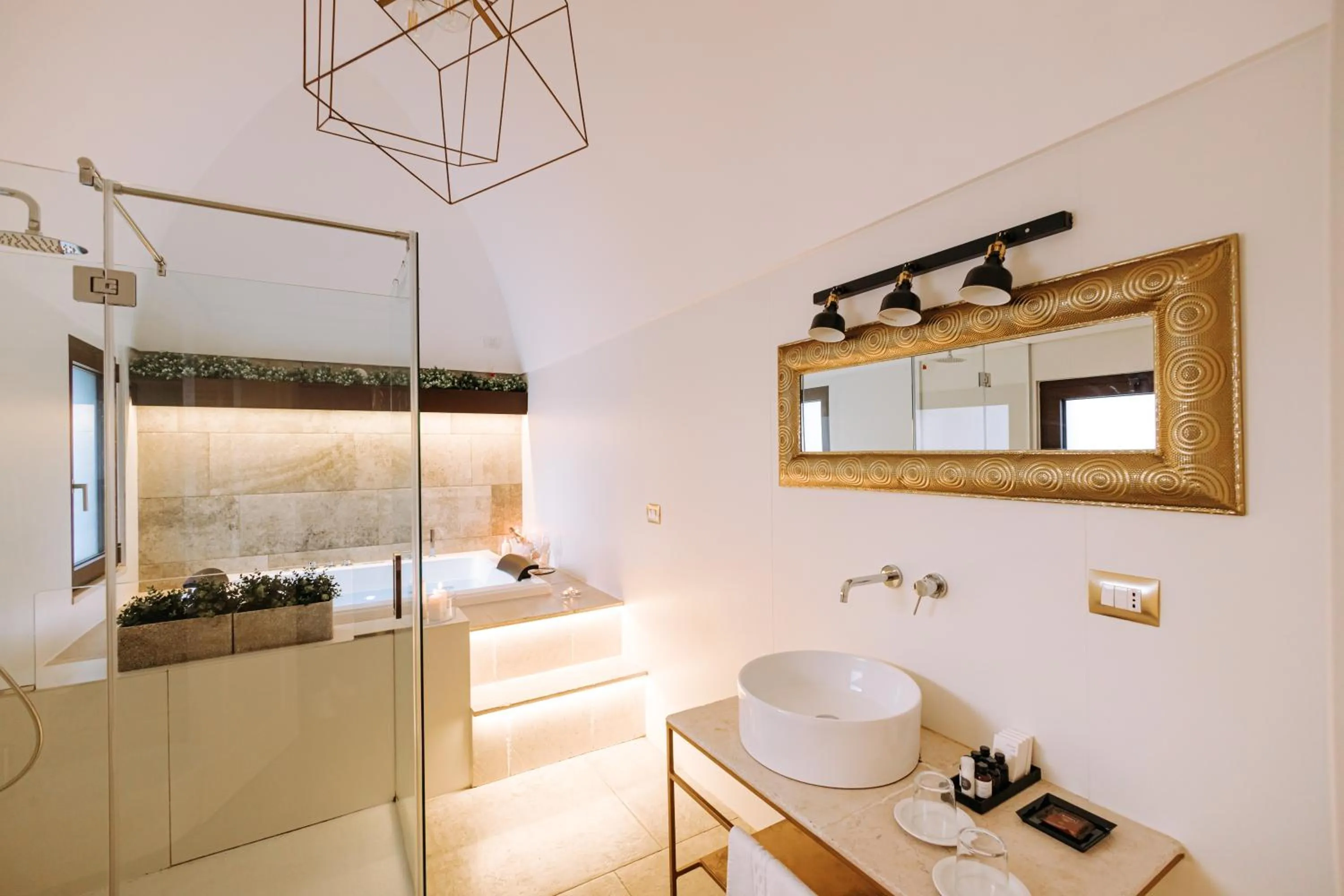 Suite1212 - Pirrelli