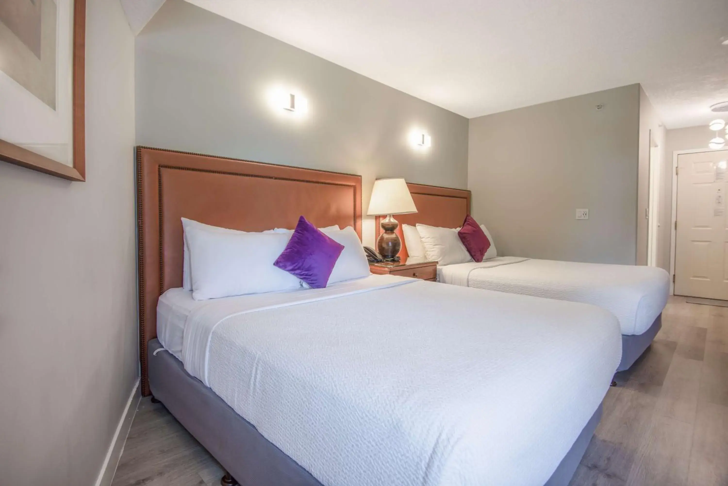 Coast Two Queens in Coast Parksville Hotel Coast Two Queens in Coast Parksville Hotel