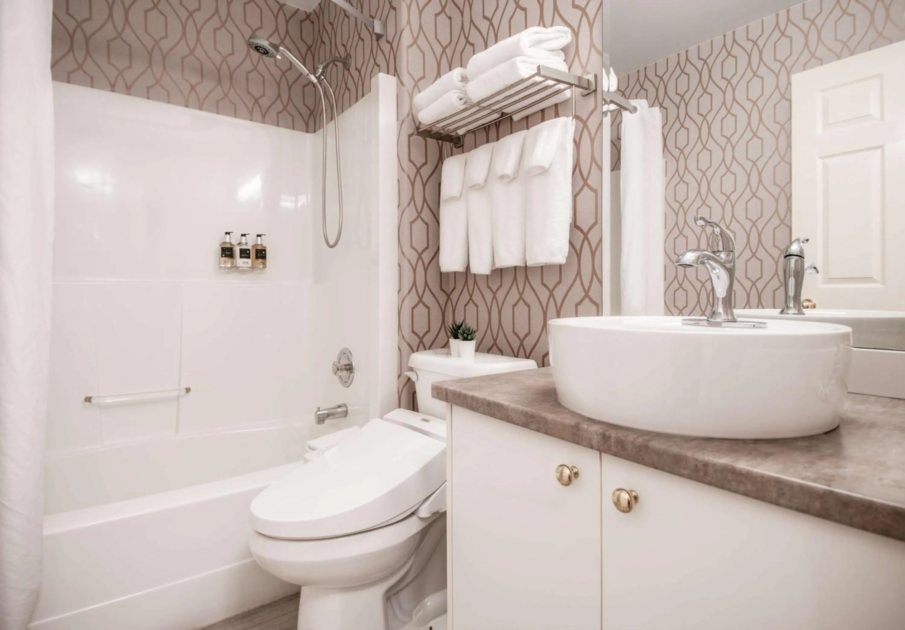 Bathroom in Coast Parksville Hotel