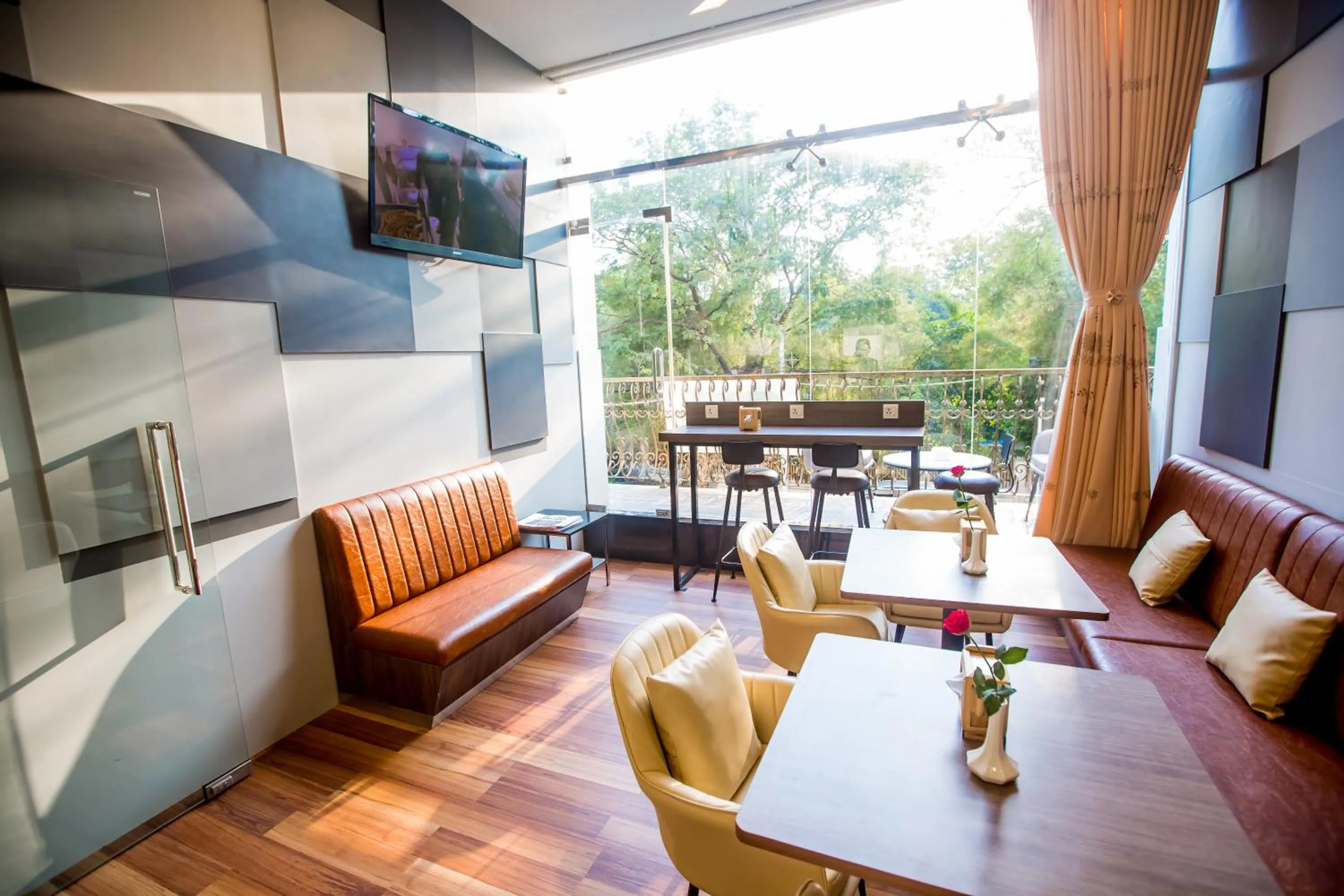 Lounge or bar in Prestige Residences at Golden Valley by Grand United Hospitality