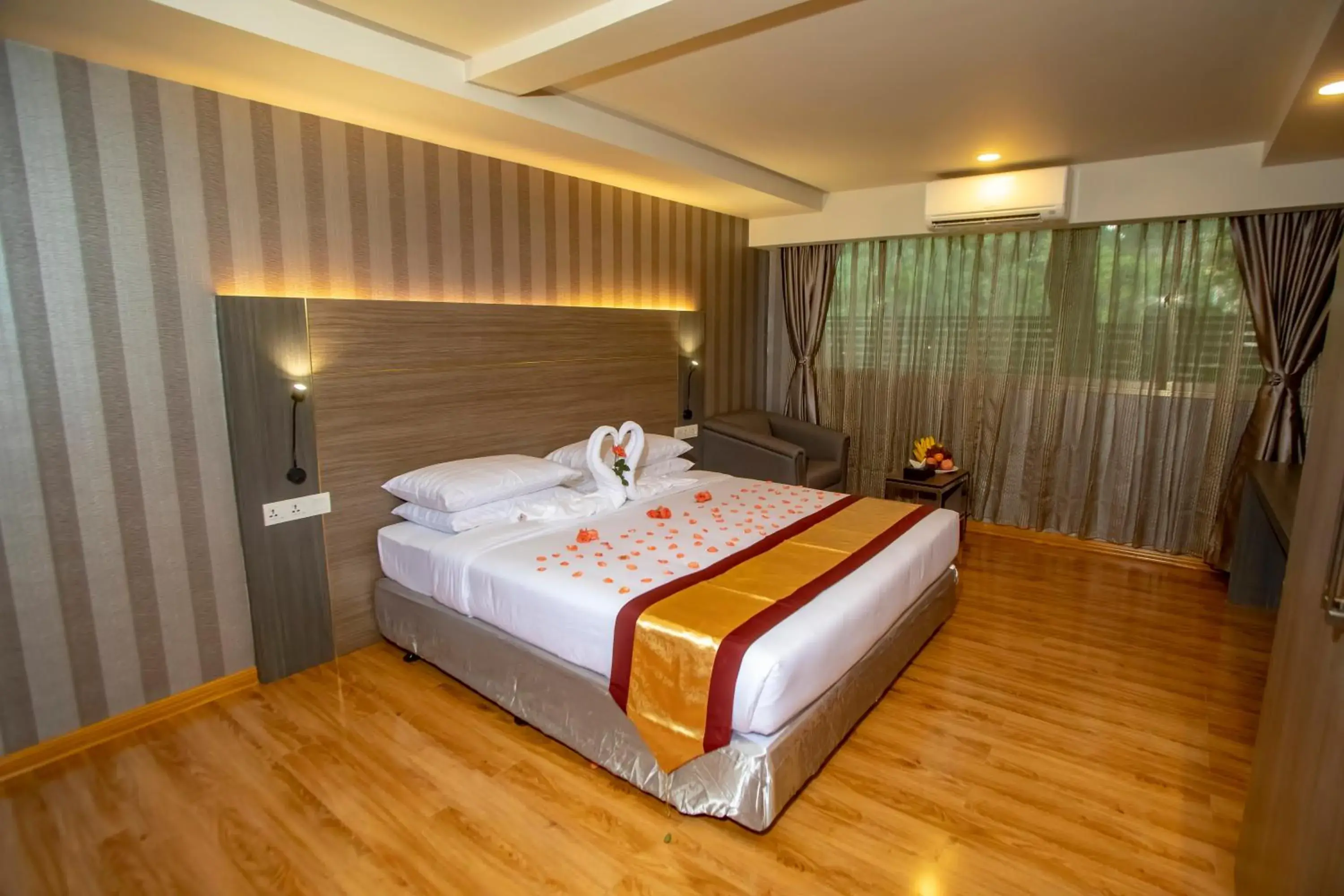 Bed in Prestige Residences at Golden Valley by Grand United Hospitality Bed in Prestige Residences at Golden Valley by Grand United Hospitality