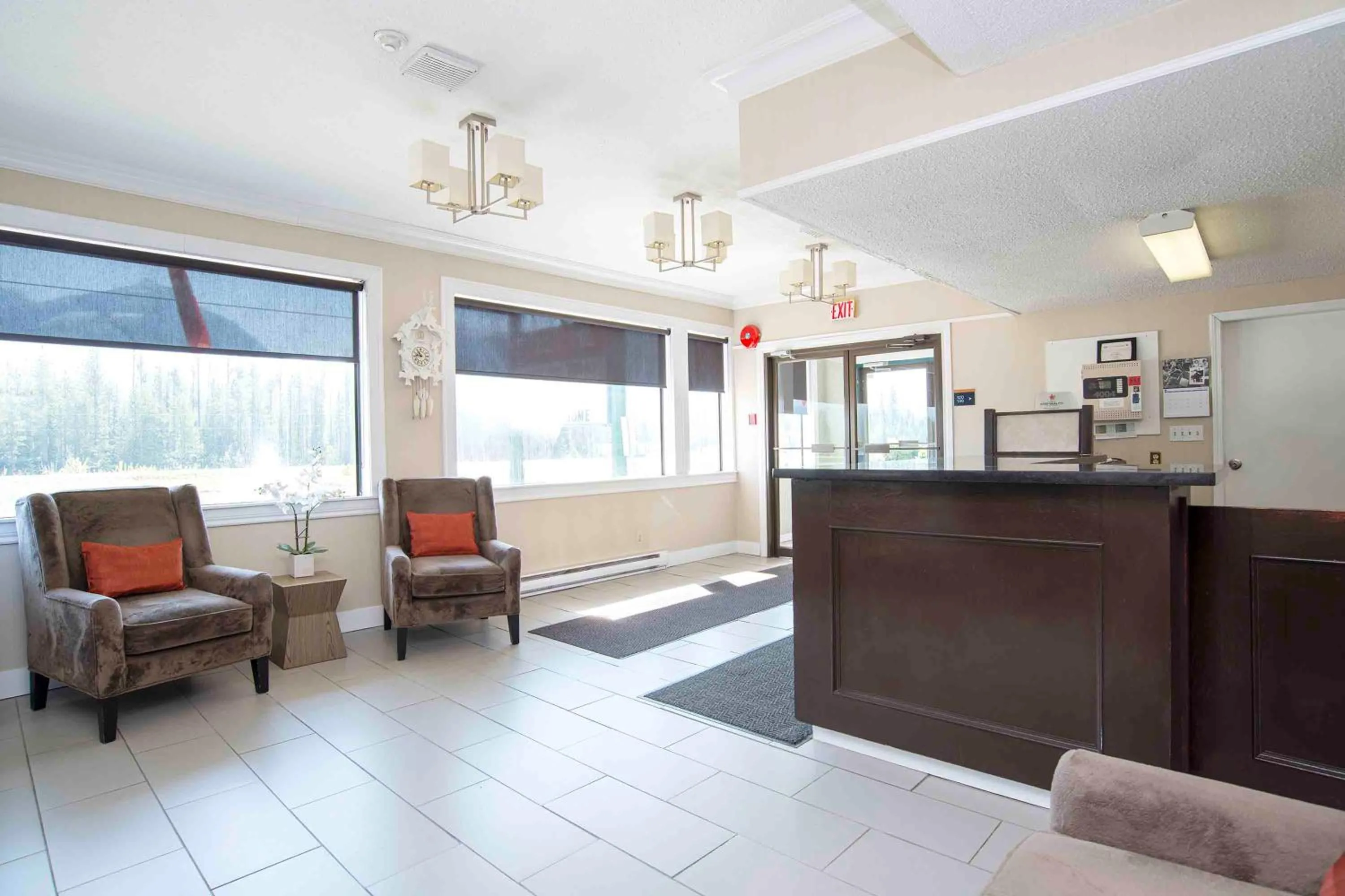 Lobby or reception in Sandman Inn Blue River