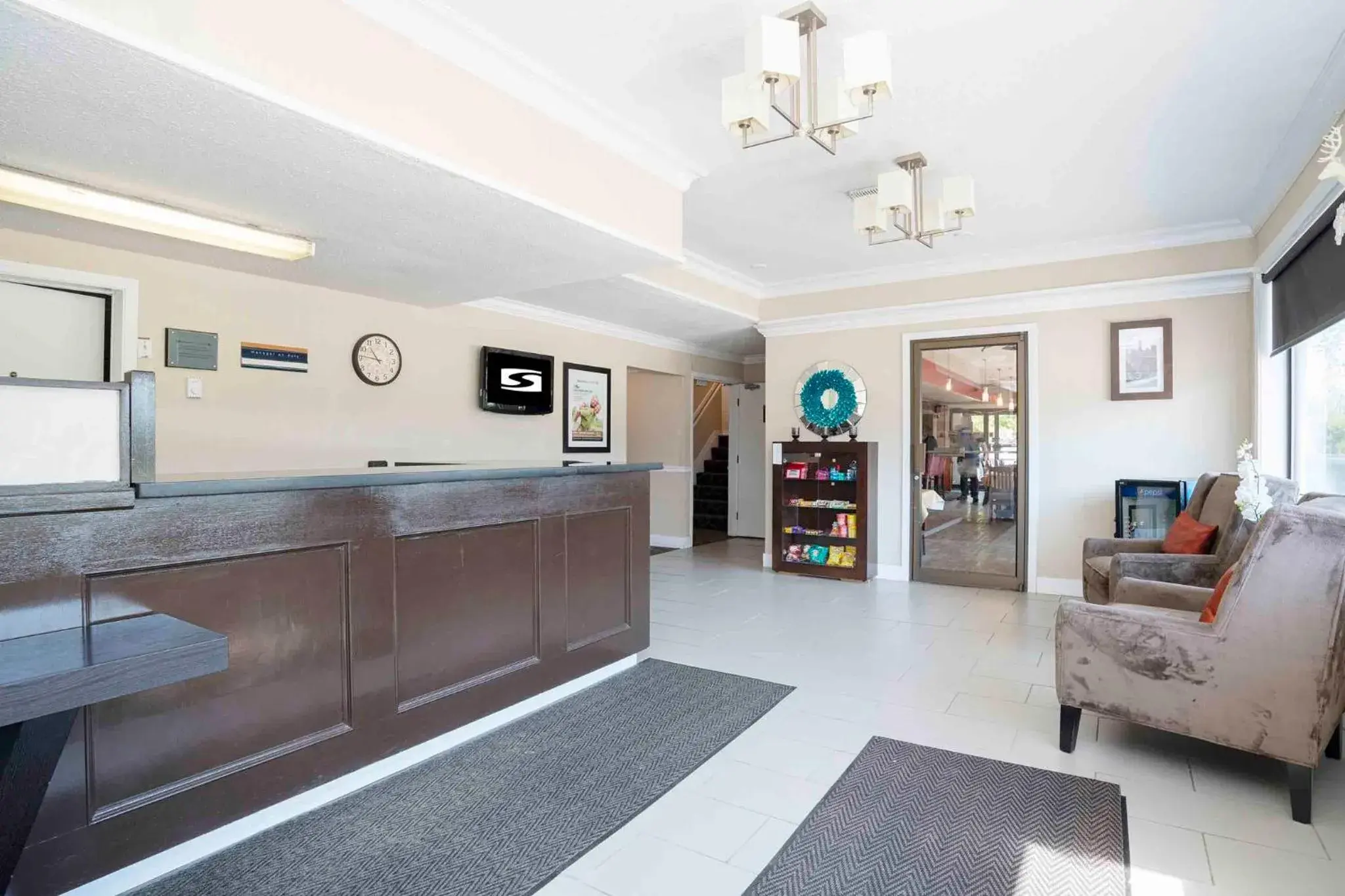 Lobby or reception in Sandman Inn Blue River Lobby or reception in Sandman Inn Blue River