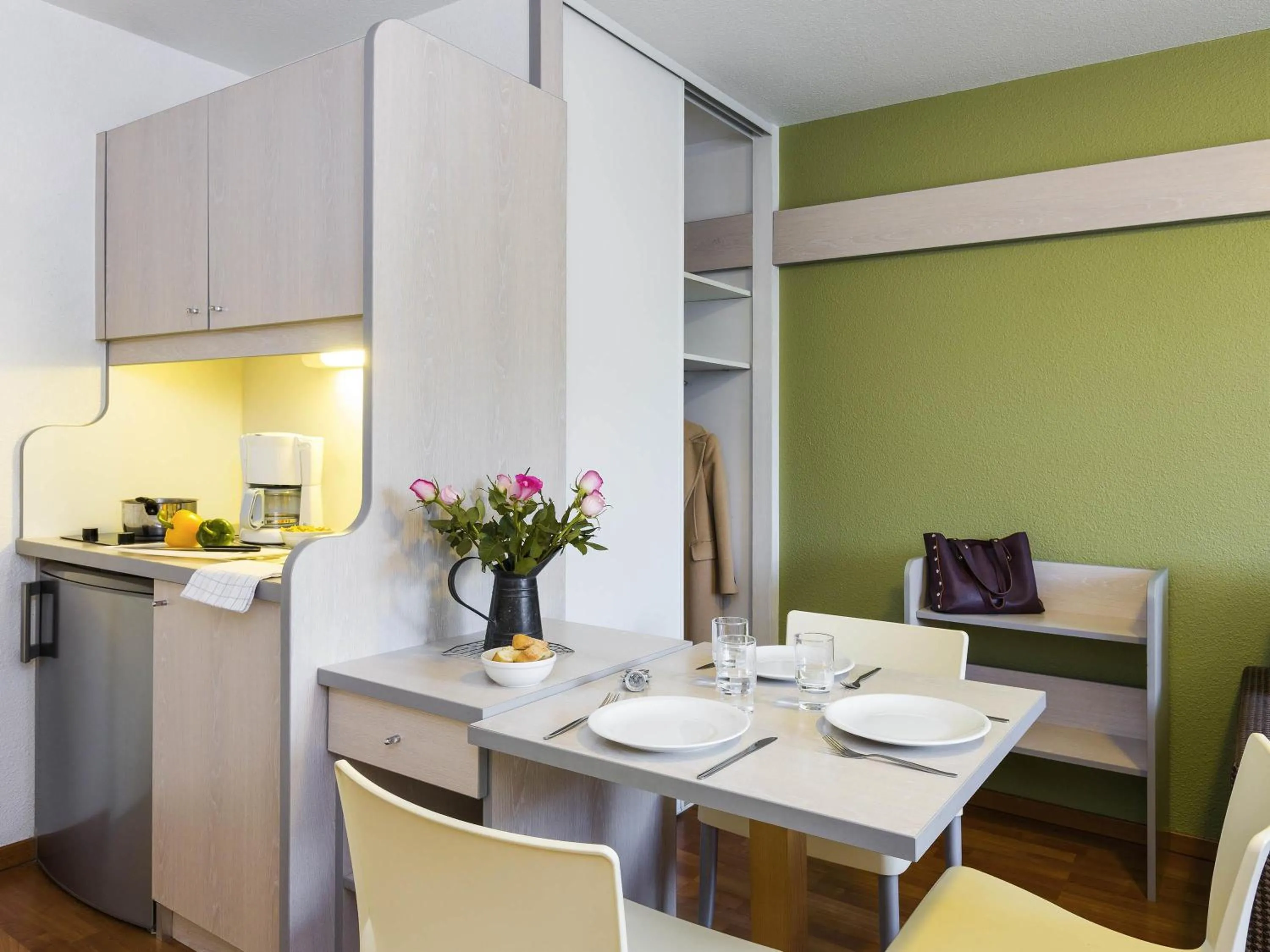 Bedroom in Aparthotel Adagio Access Rennes Centre