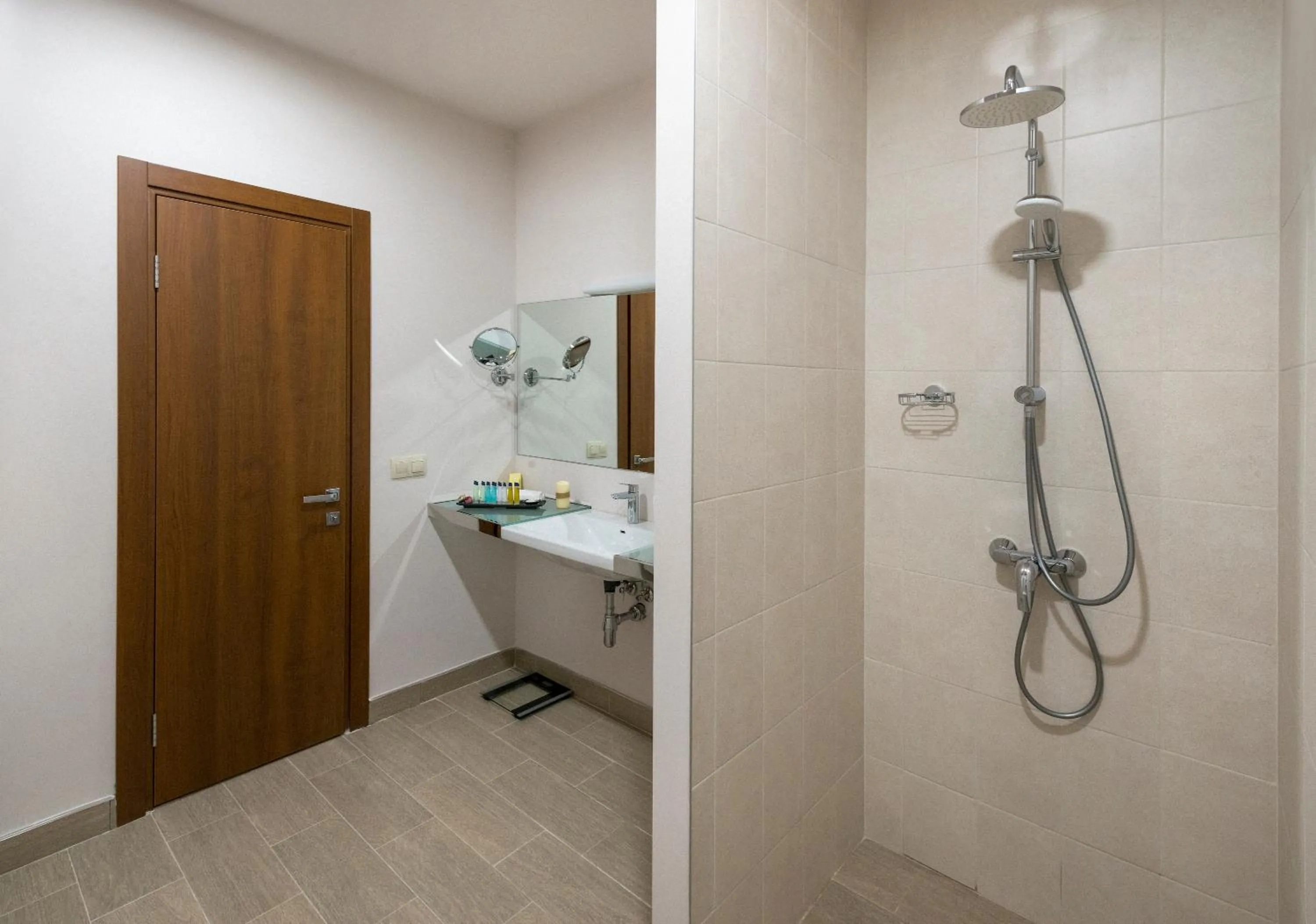 Bathroom in Ani Grand Hotel Yerevan