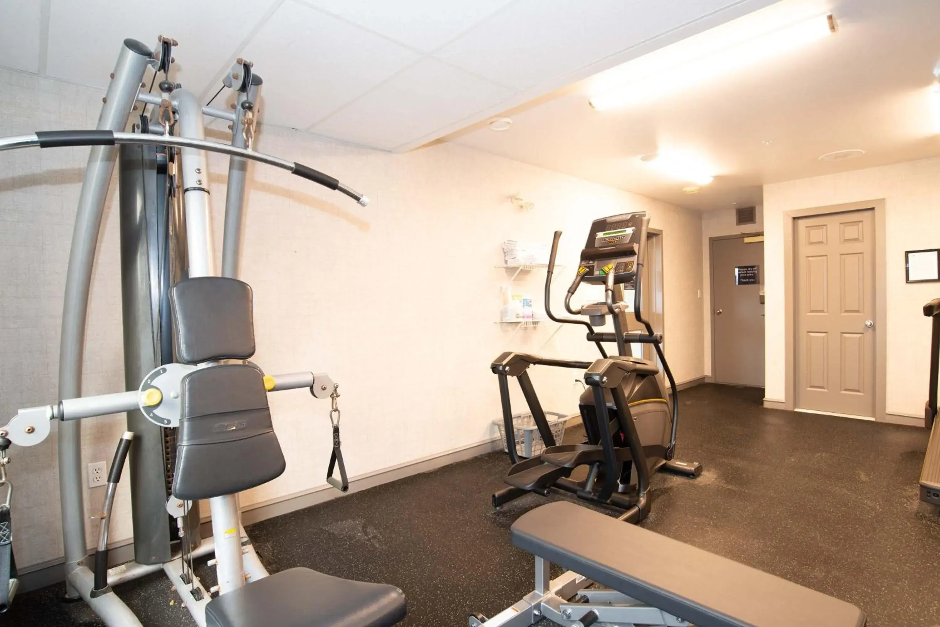 Fitness centre/facilities in Sandman Hotel Quesnel Fitness centre/facilities in Sandman Hotel Quesnel