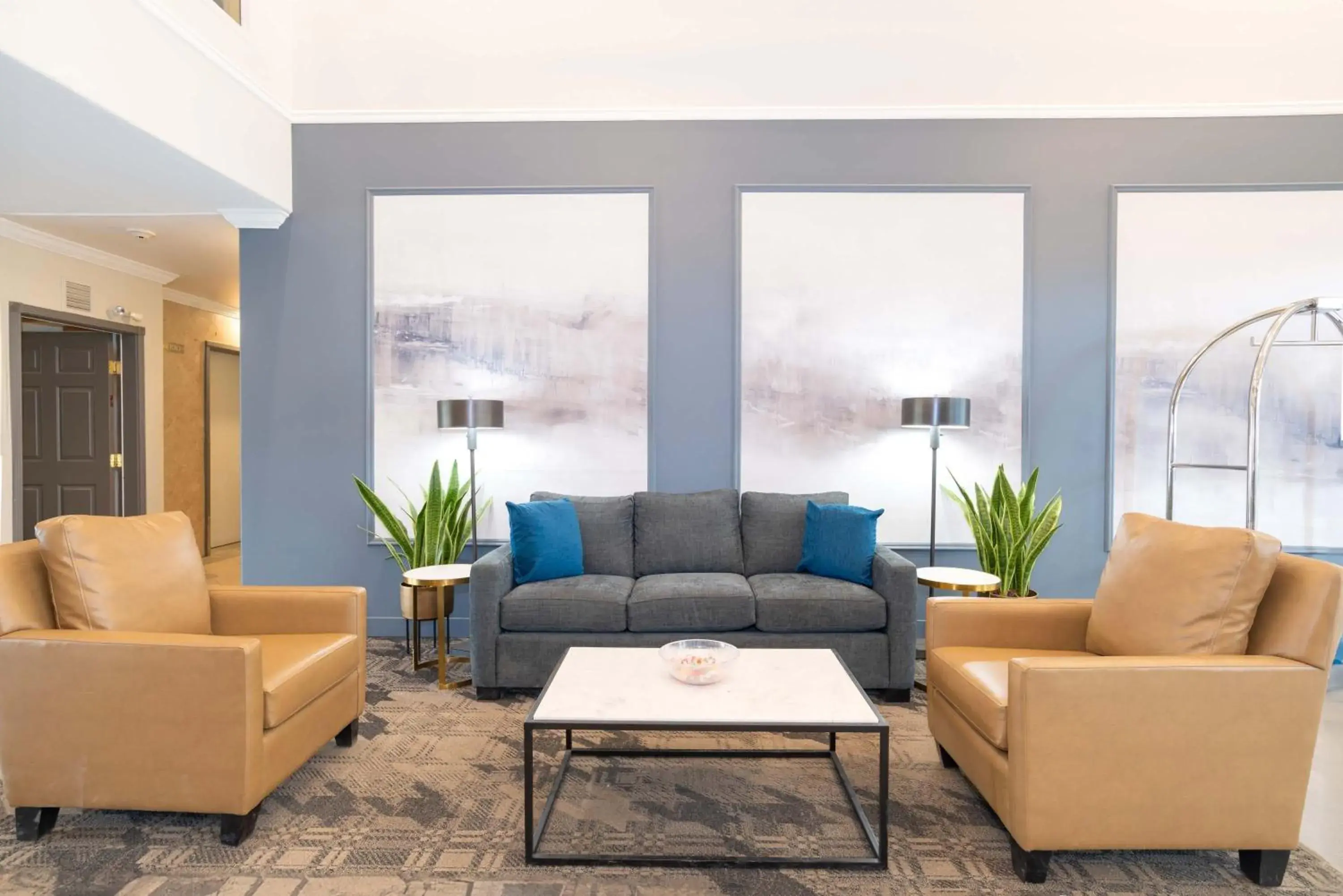 Lobby or reception in Sandman Hotel Quesnel Lobby or reception in Sandman Hotel Quesnel