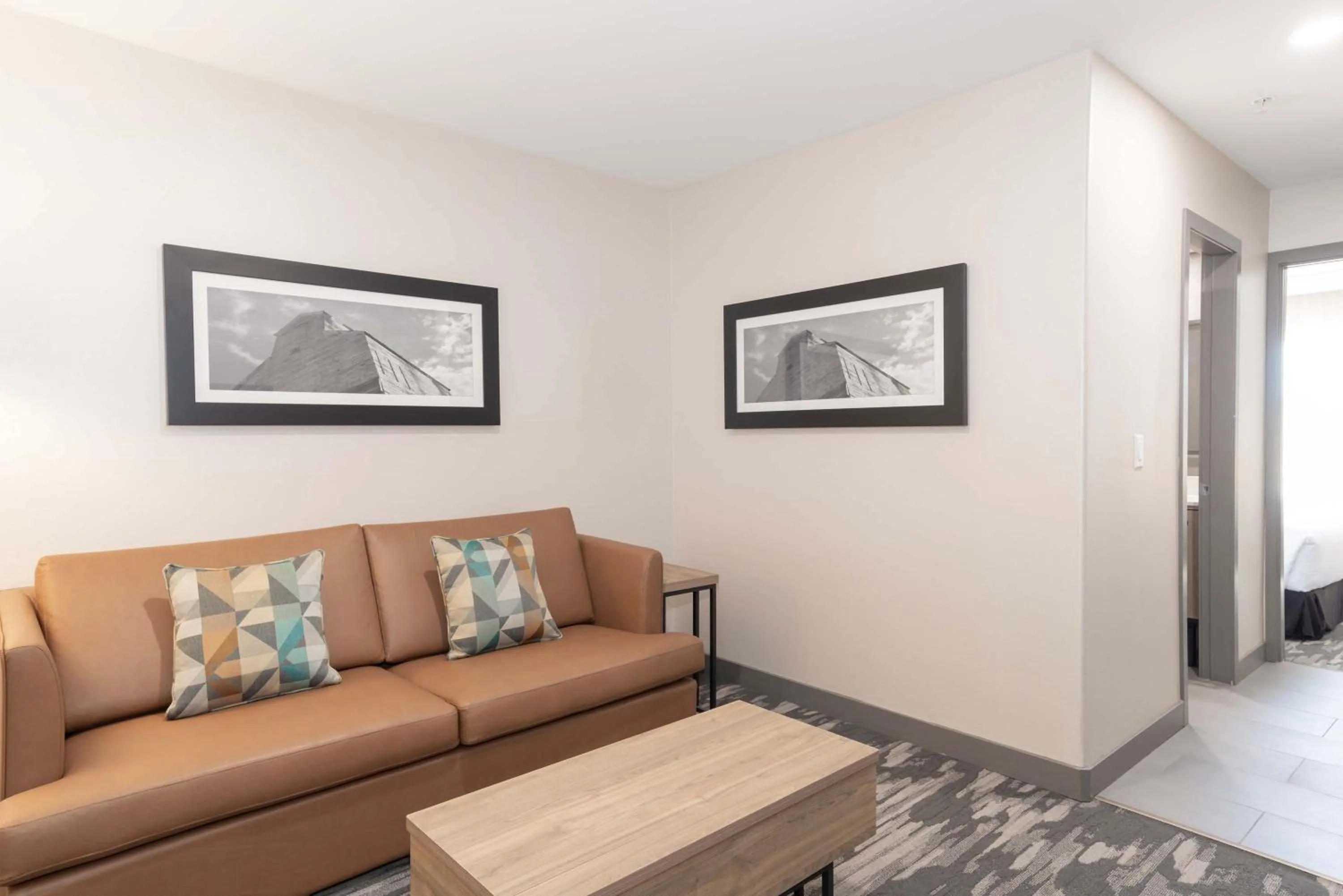 Photo of the whole room in Sandman Hotel Quesnel