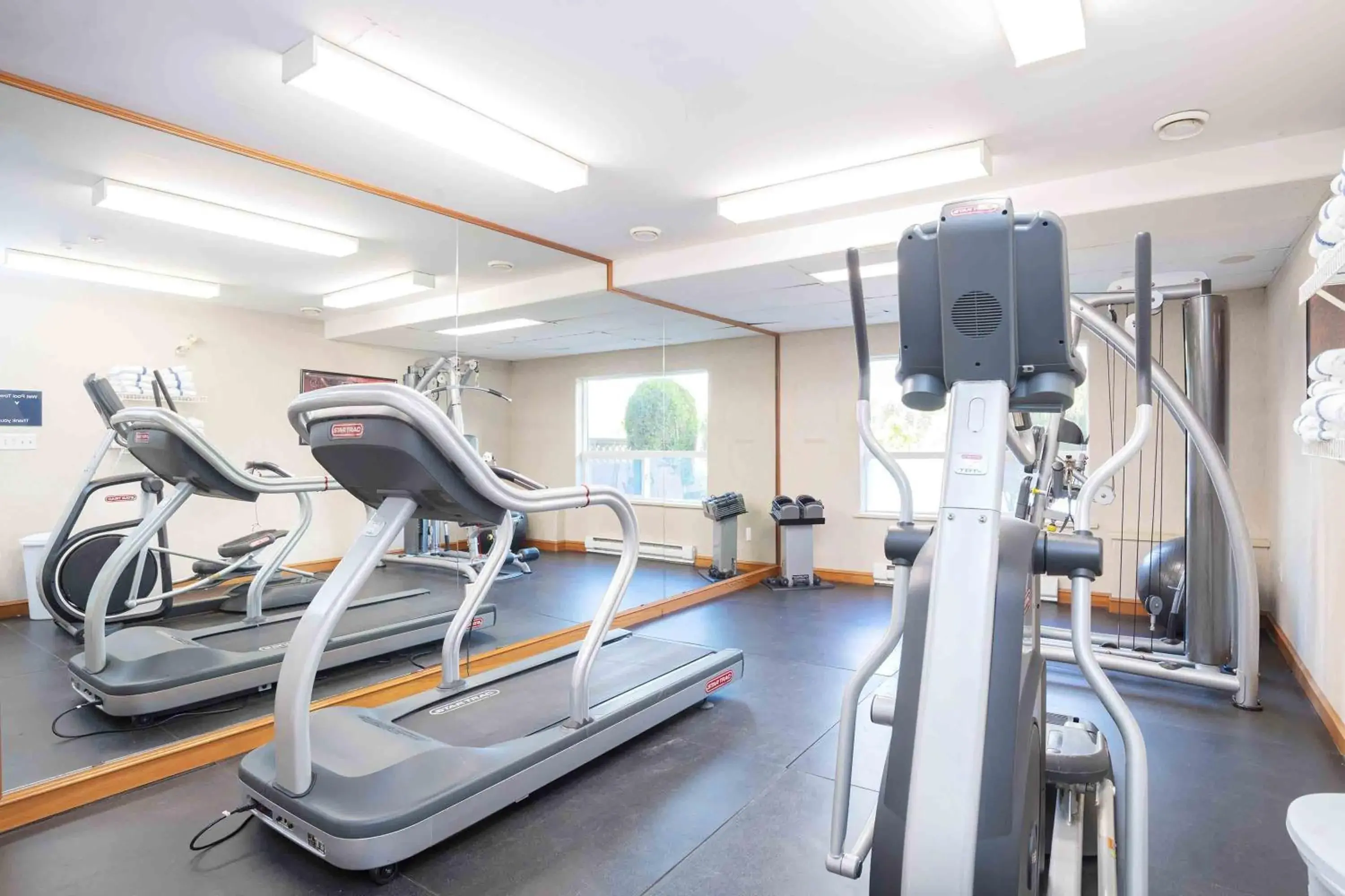 Fitness centre/facilities in Sandman Hotel Quesnel Fitness centre/facilities in Sandman Hotel Quesnel