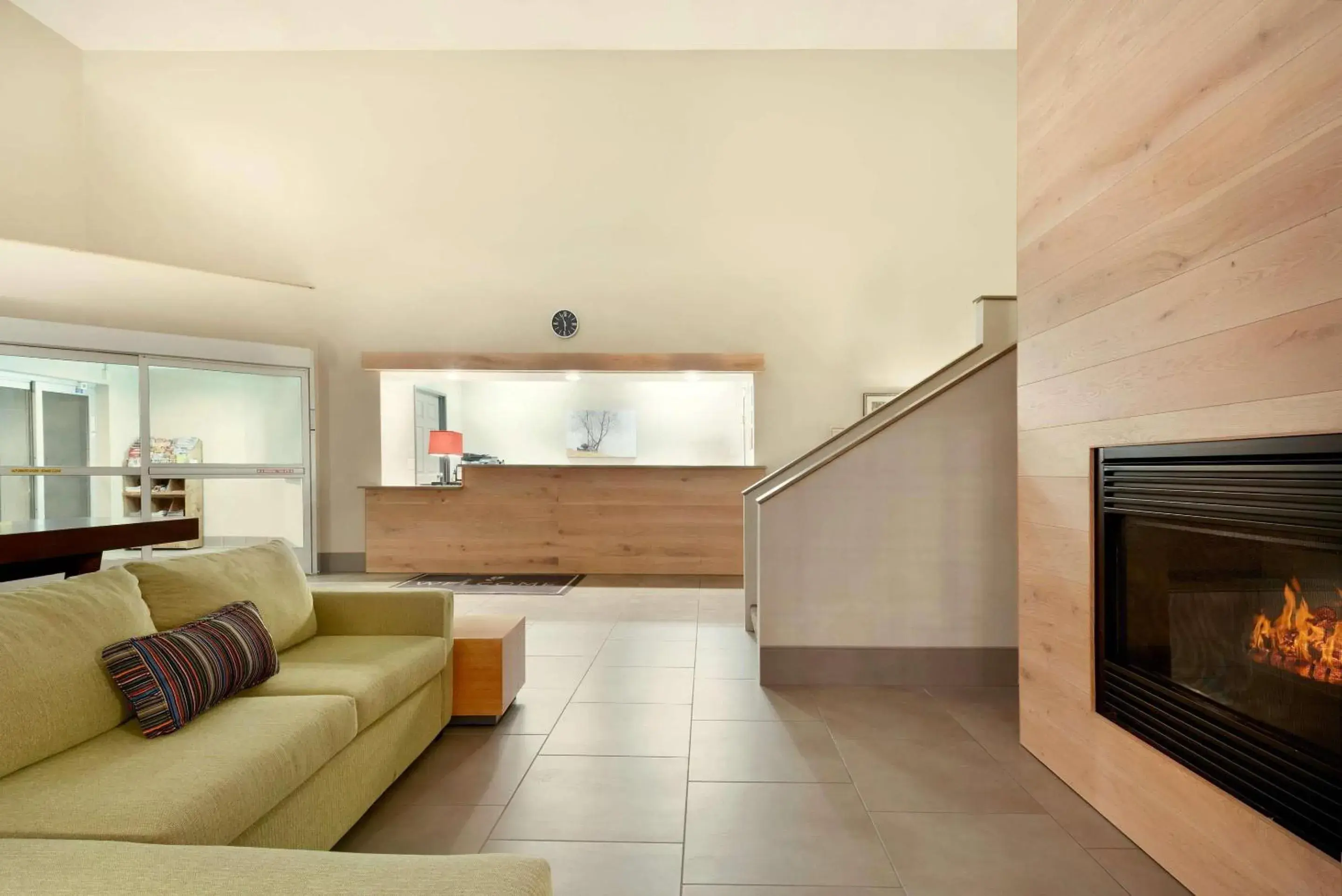 Lobby or reception in Country Inn & Suites by Radisson, Chippewa Falls, WI Lobby or reception in Country Inn & Suites by Radisson, Chippewa Falls, WI