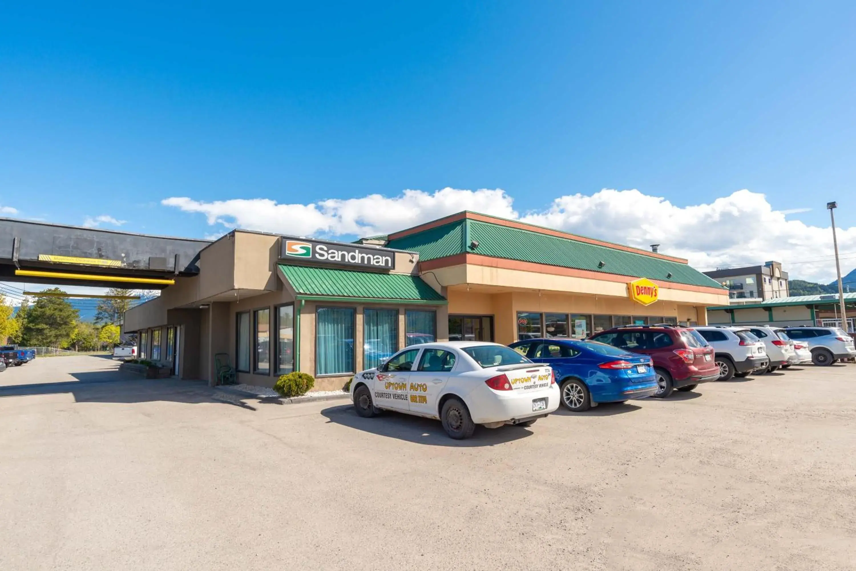 Property building in Sandman Hotel Terrace Property building in Sandman Hotel Terrace