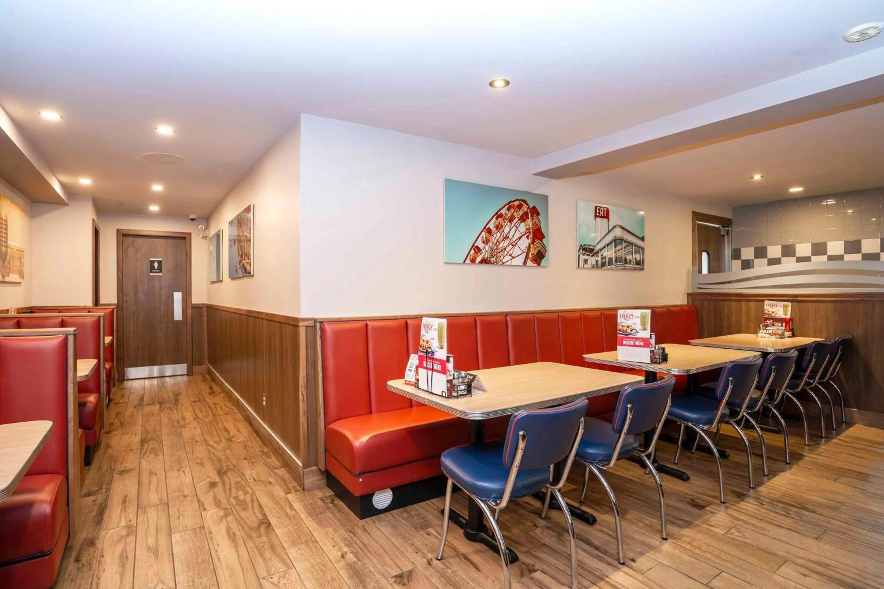 Restaurant/places to eat in Sandman Hotel Terrace