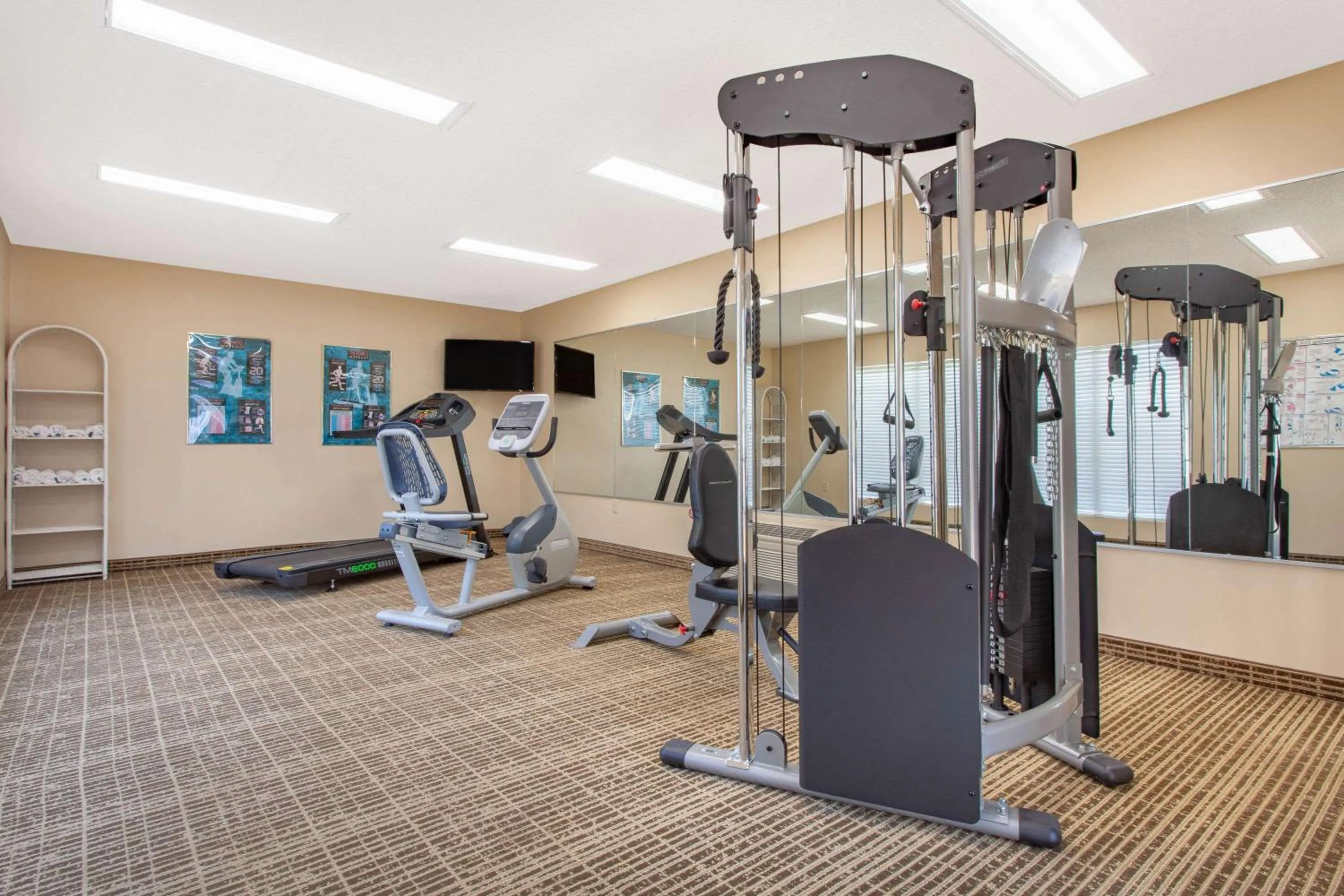 Fitness centre/facilities in Baymont by Wyndham Greenwood