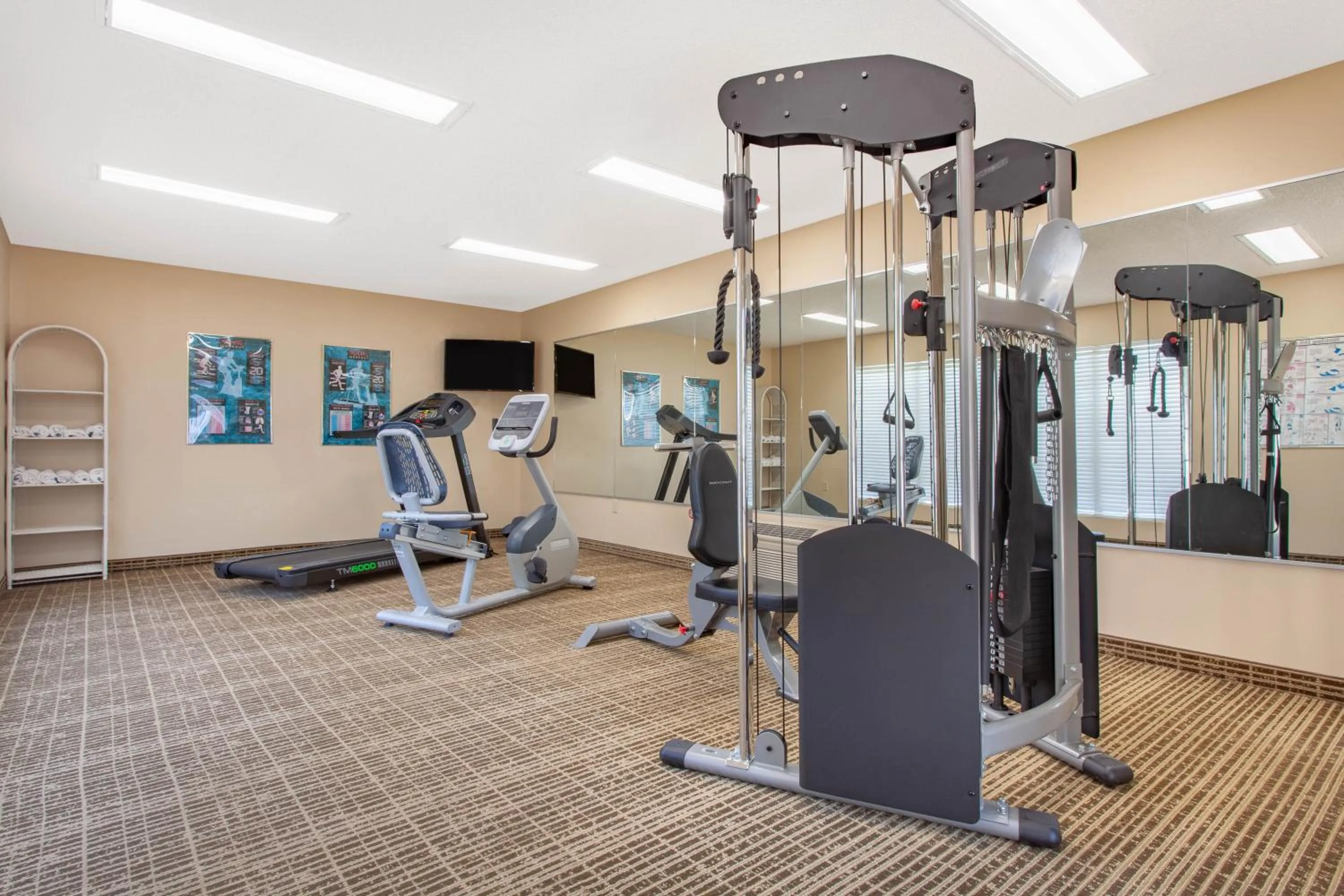 Fitness centre/facilities in Baymont by Wyndham Greenwood