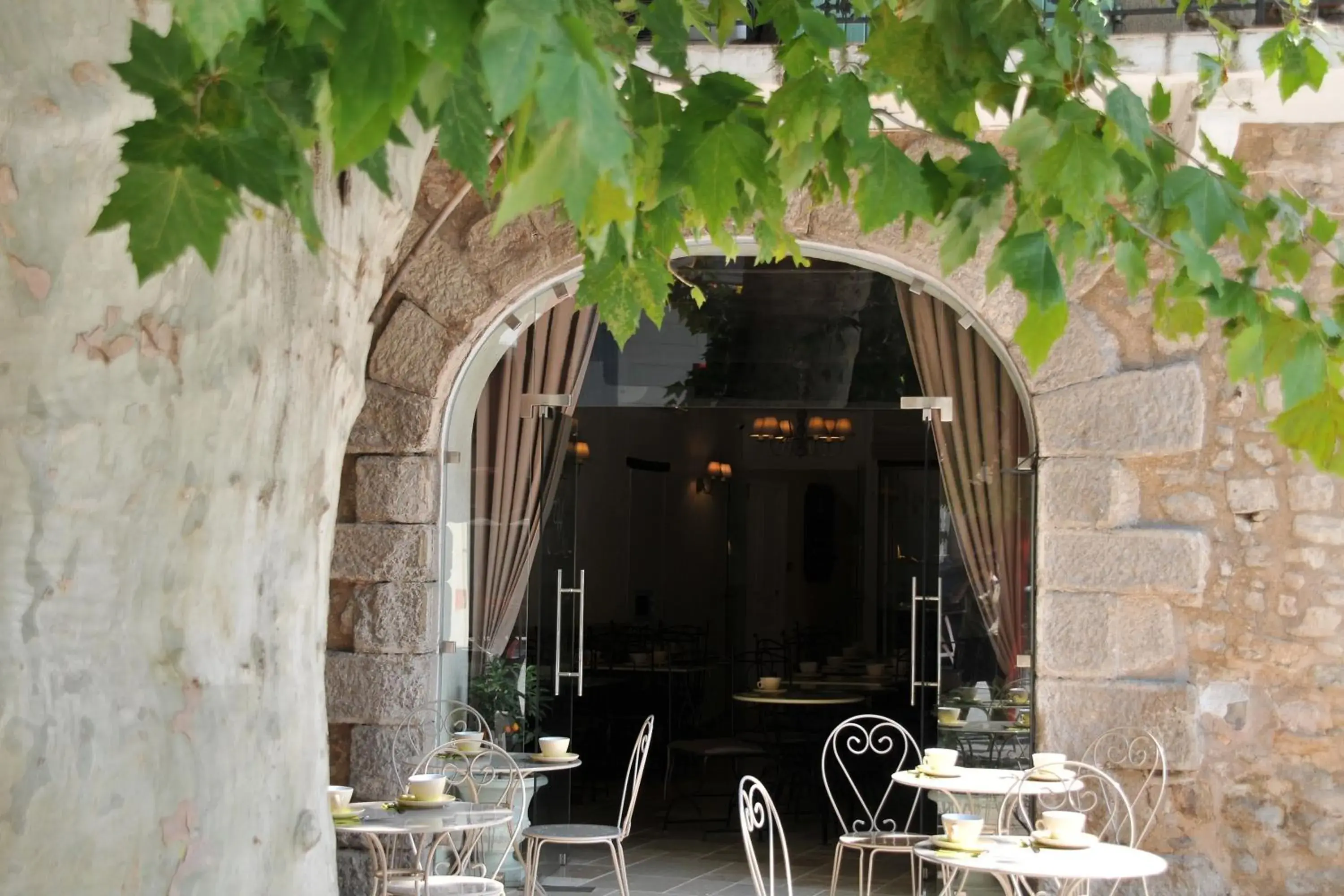 Châteaux Demeures Vallée de L'Arc Châteaux Demeures Vallée de L'Arc